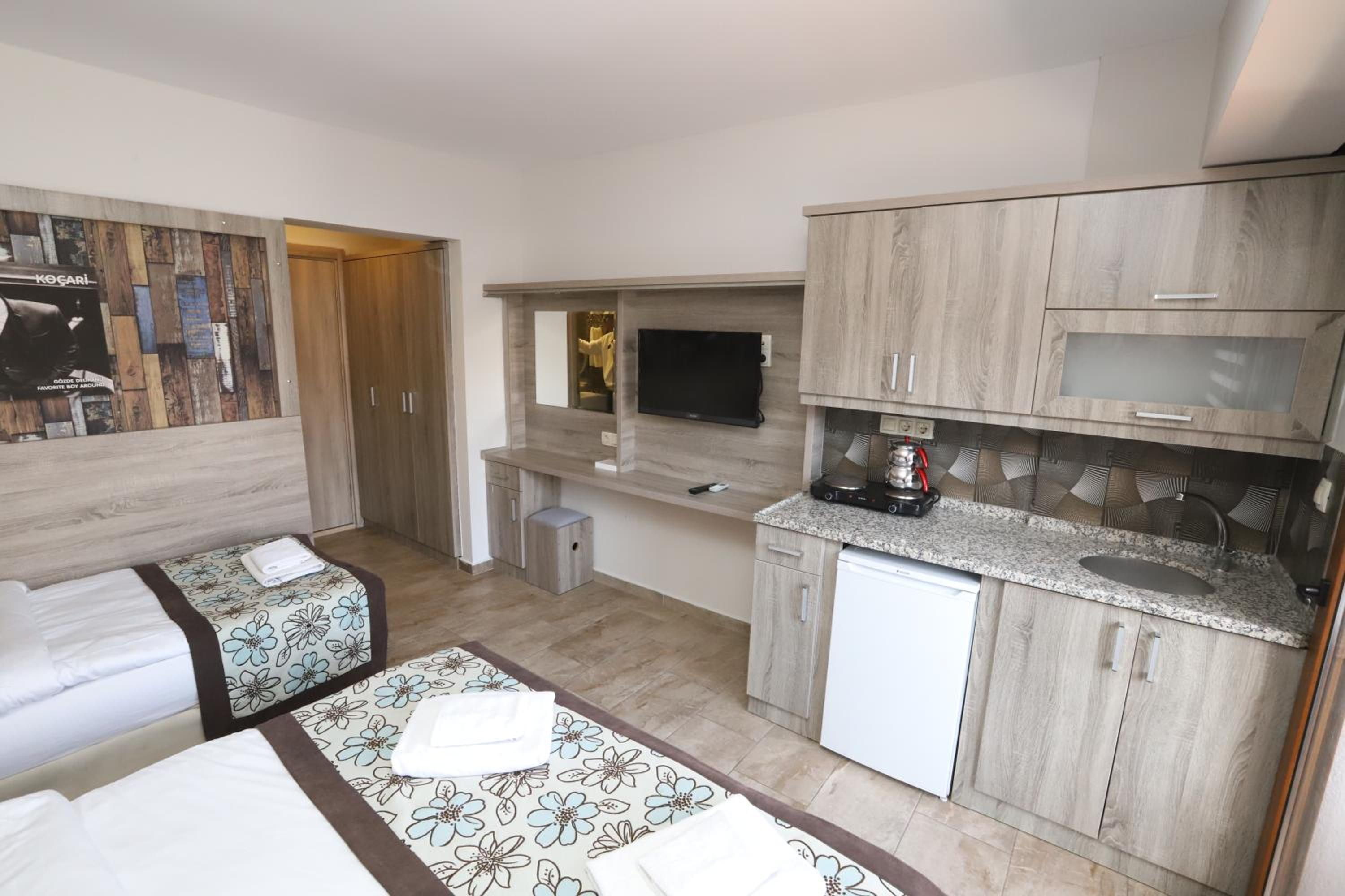 Deluxe Double or Twin Room with Balcony photo 1