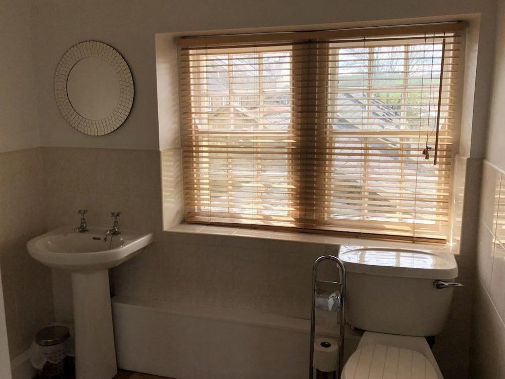 Single Room with Shower photo 2