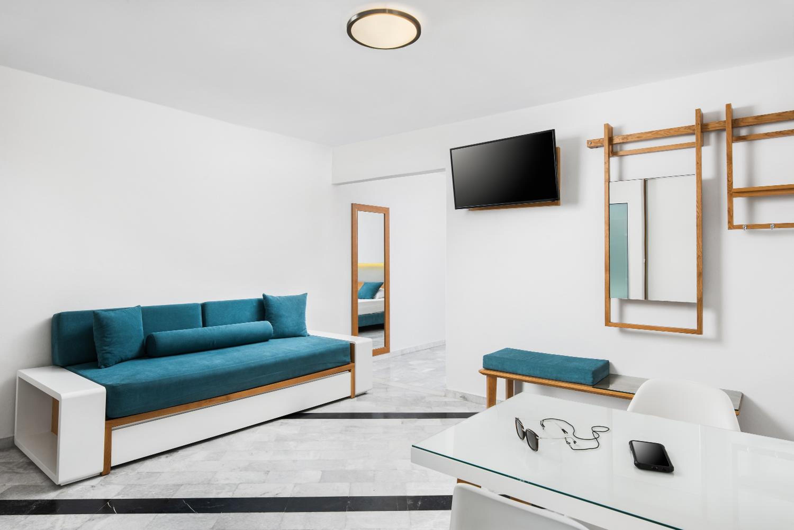Deluxe Apartment photo 3