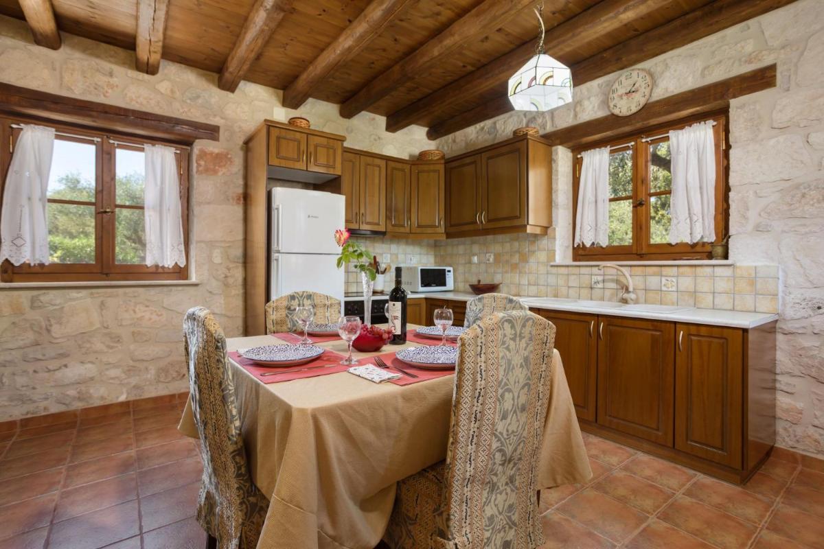 Three-Bedroom Villa - Photo 24
