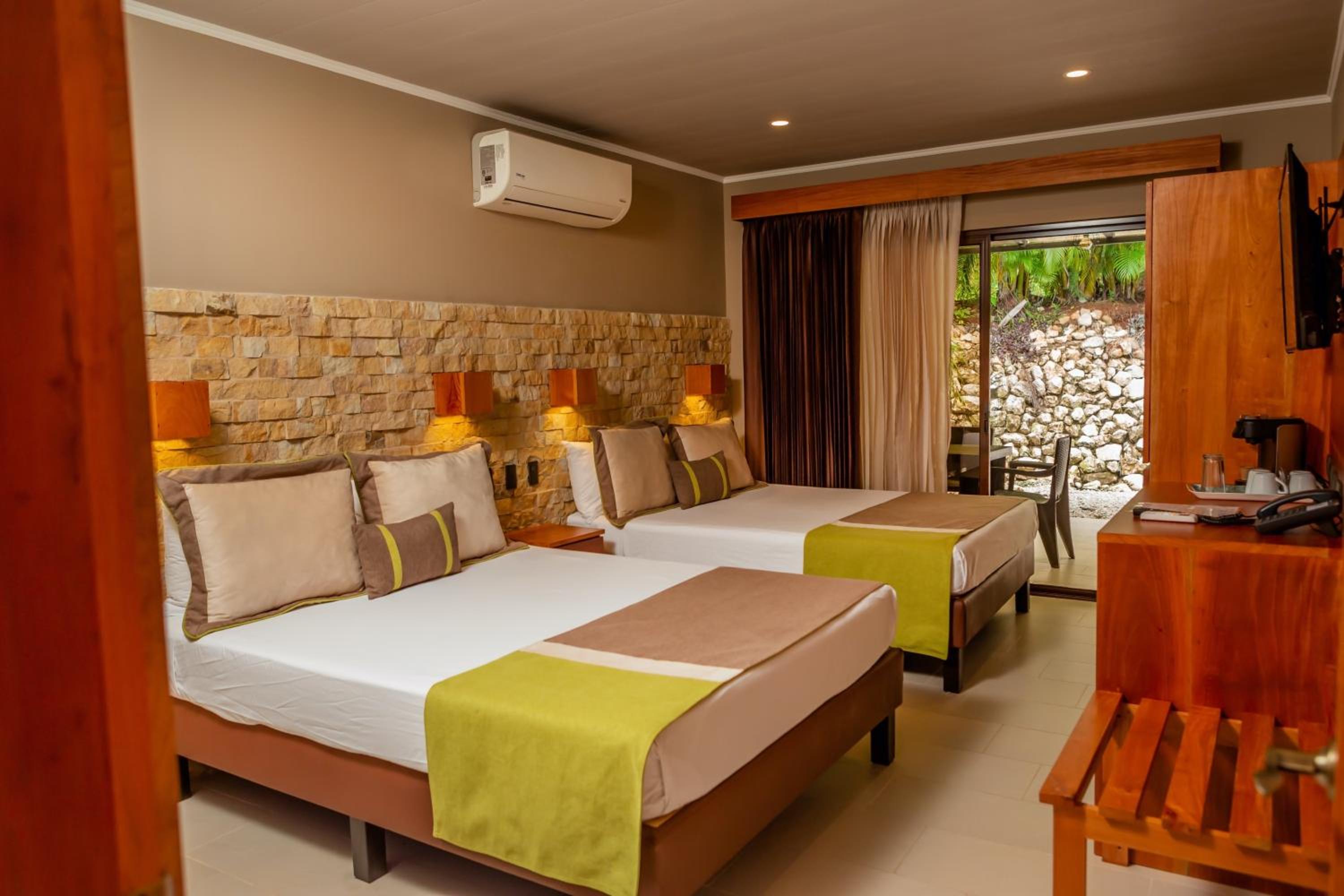 Superior Queen Room