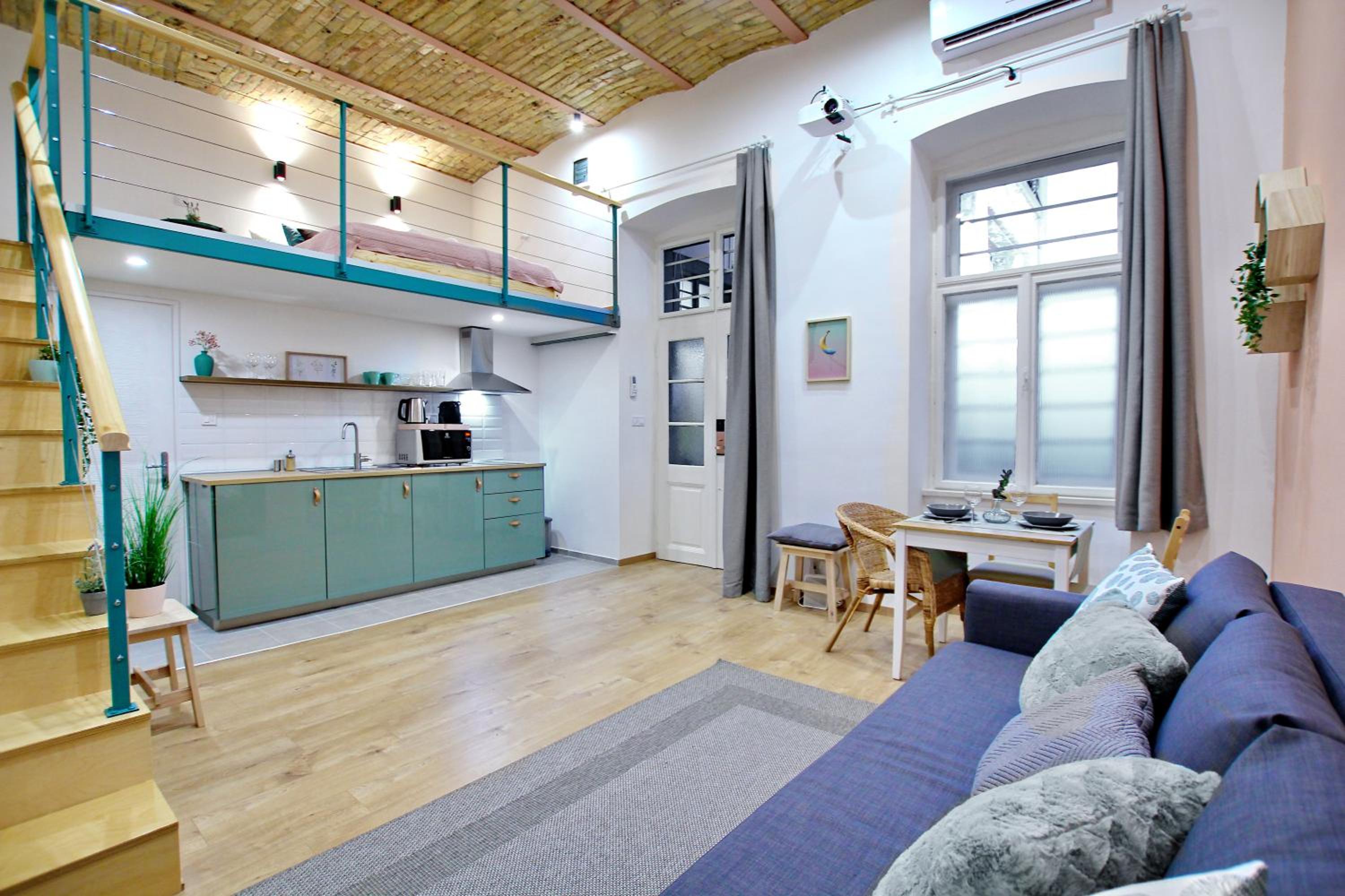 One-Bedroom Apartment