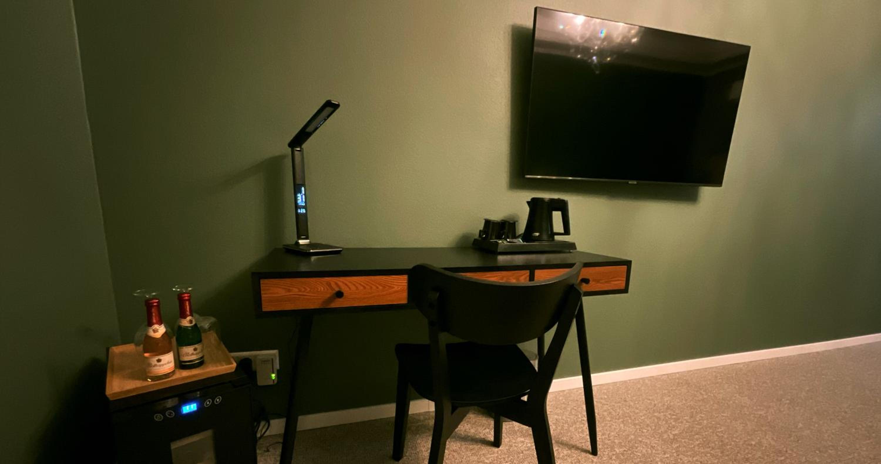 Budget Double Room photo 2