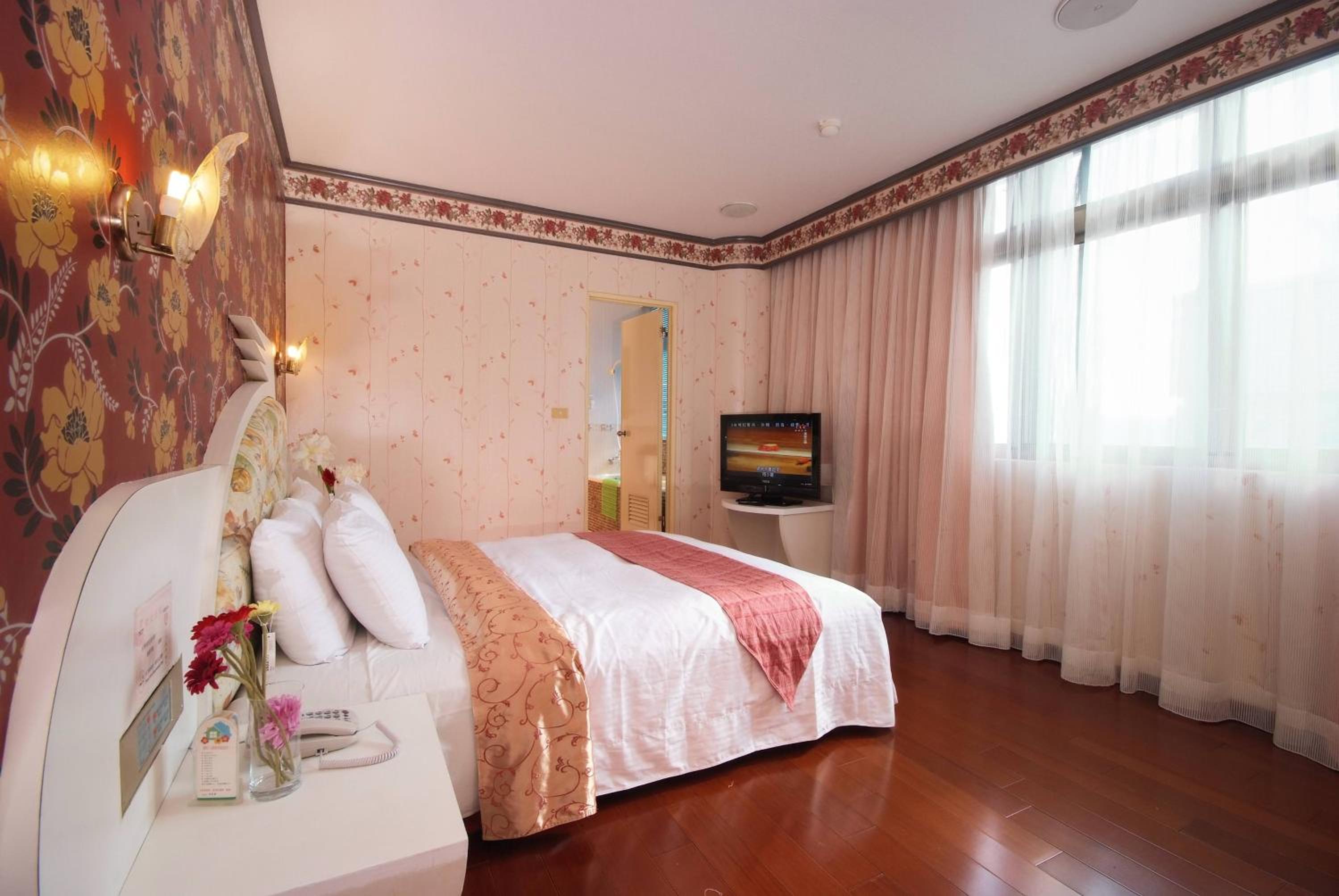 Deluxe Double Room photo 3