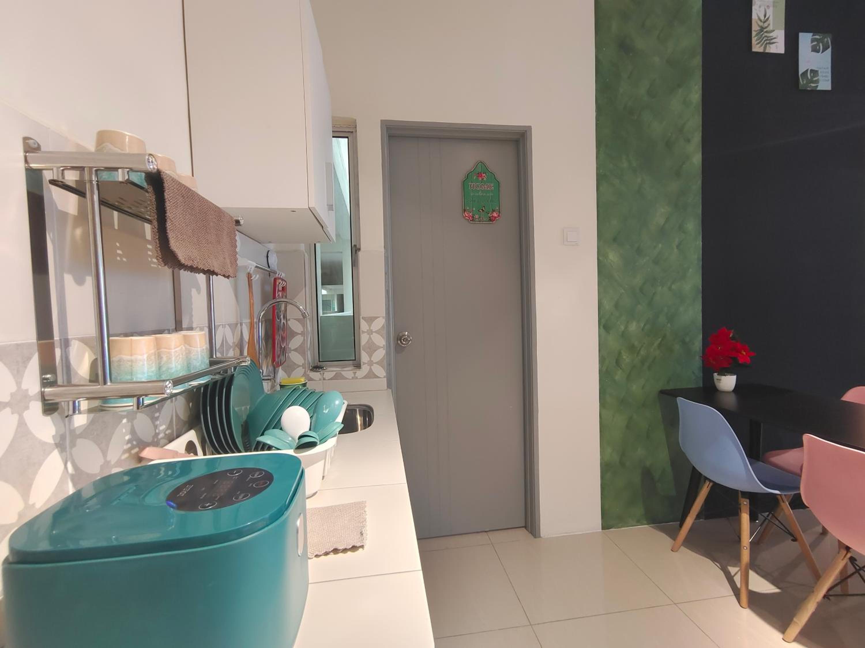 Three-Bedroom Apartment - Photo 9