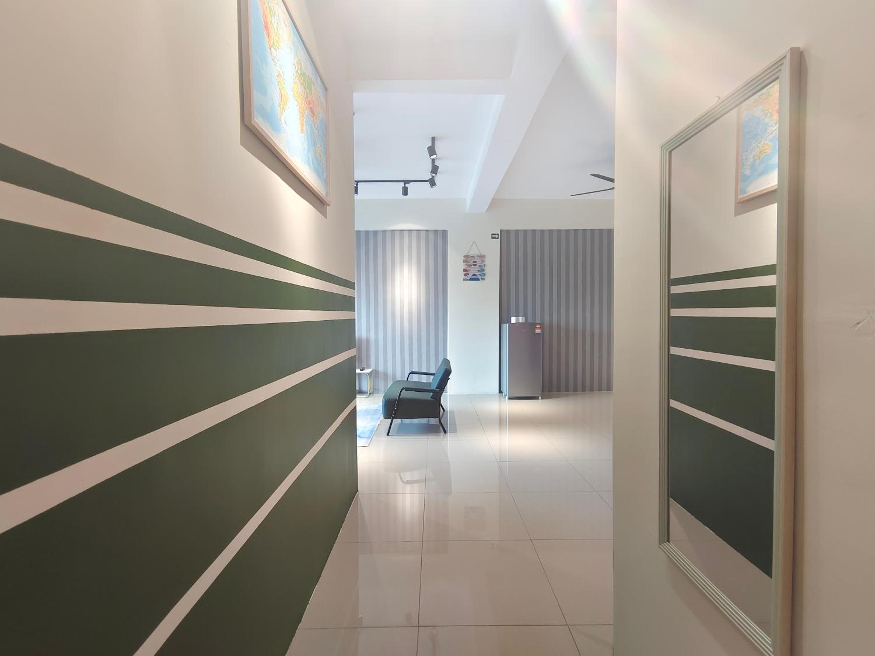 Three-Bedroom Apartment - Photo 34