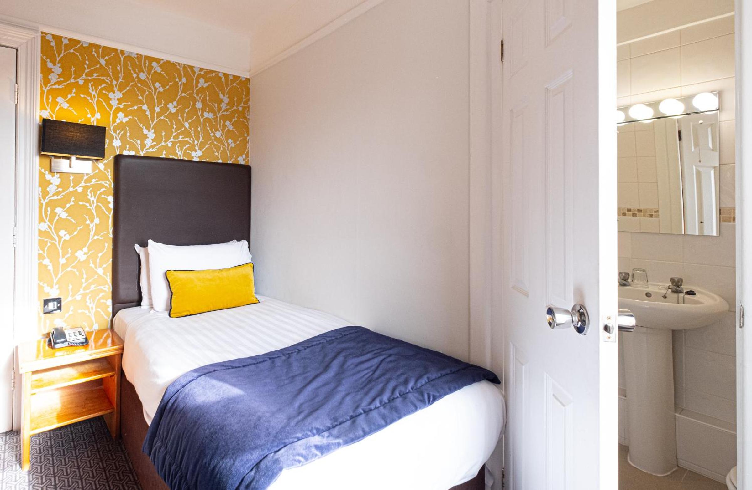 Single Room photo 1