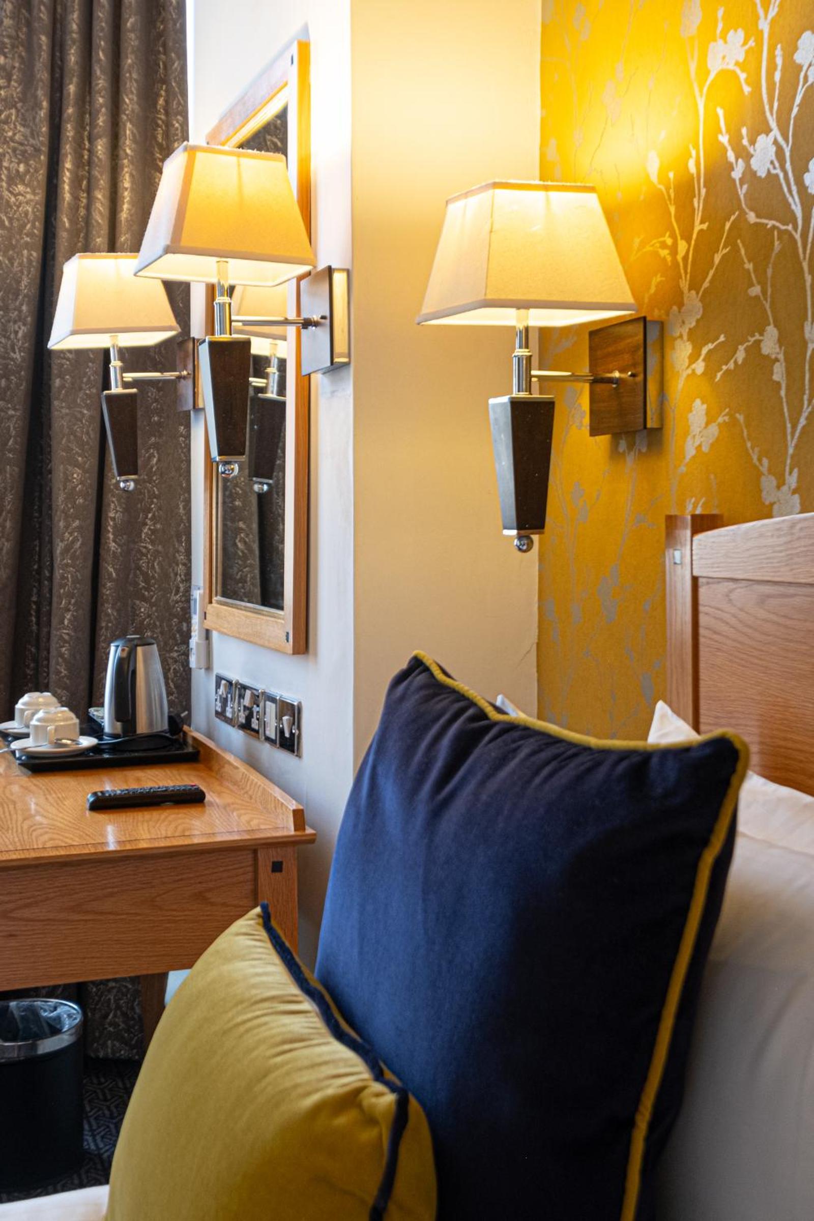 Standard Double Room with Air Conditioning  - Photo 3