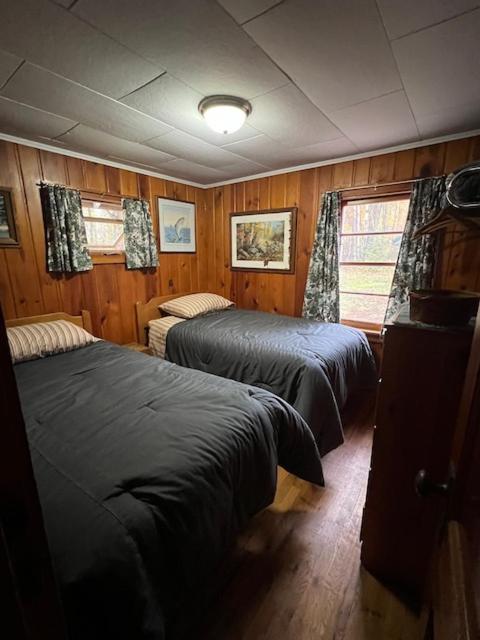 Red Tree Resort Cabin 1
