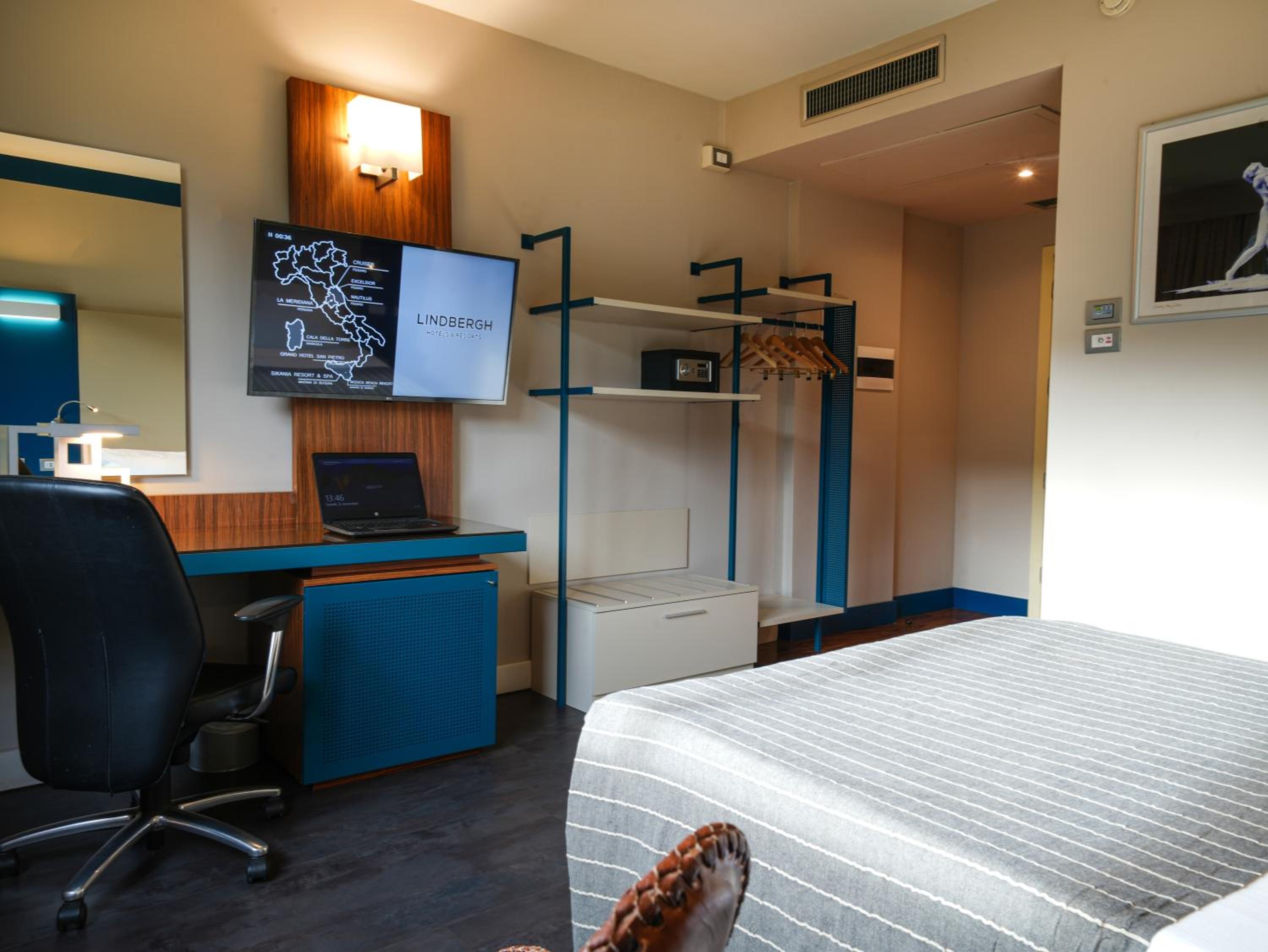 Executive Double Room - Photo 9