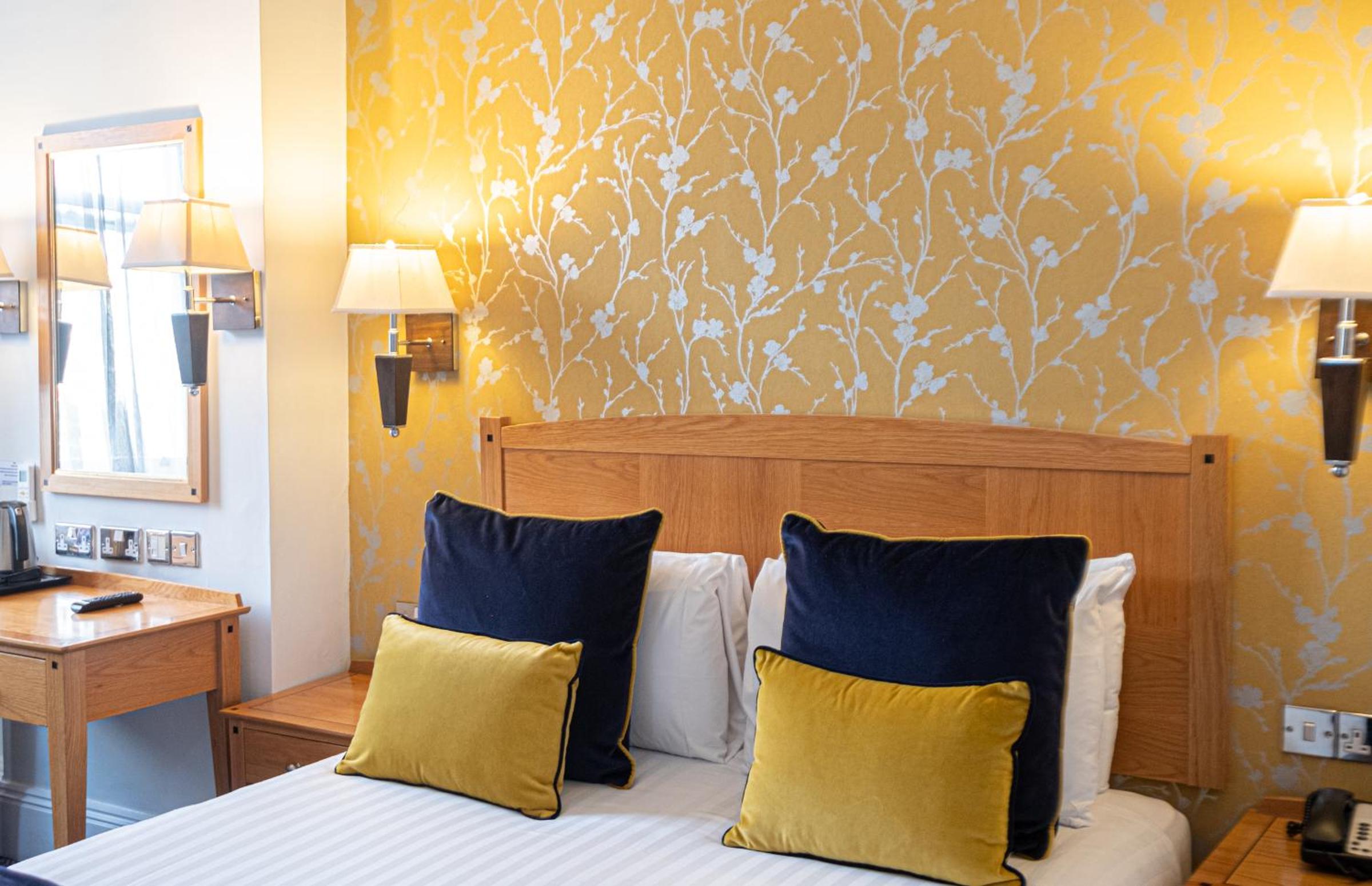Standard Double or Twin Room with Air conditioning - Photo 2