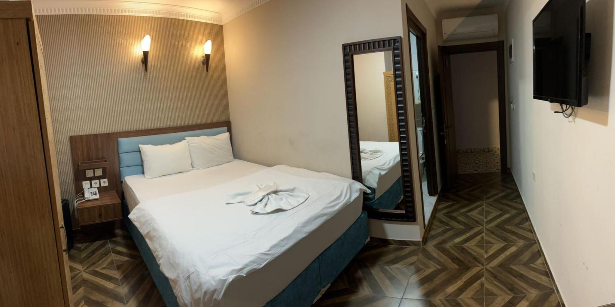 Large Single Room photo 2