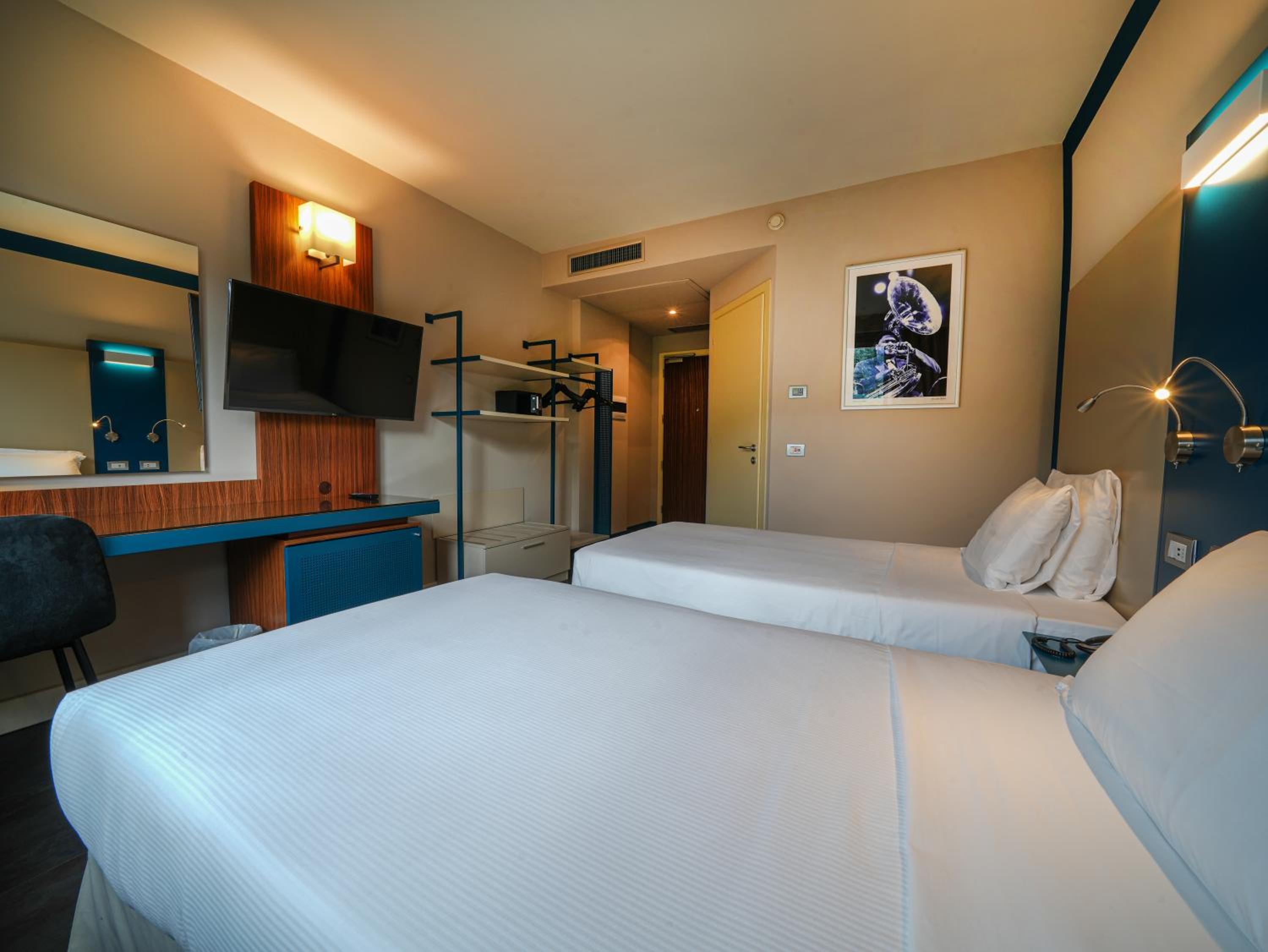 Superior Twin Room - Photo 9