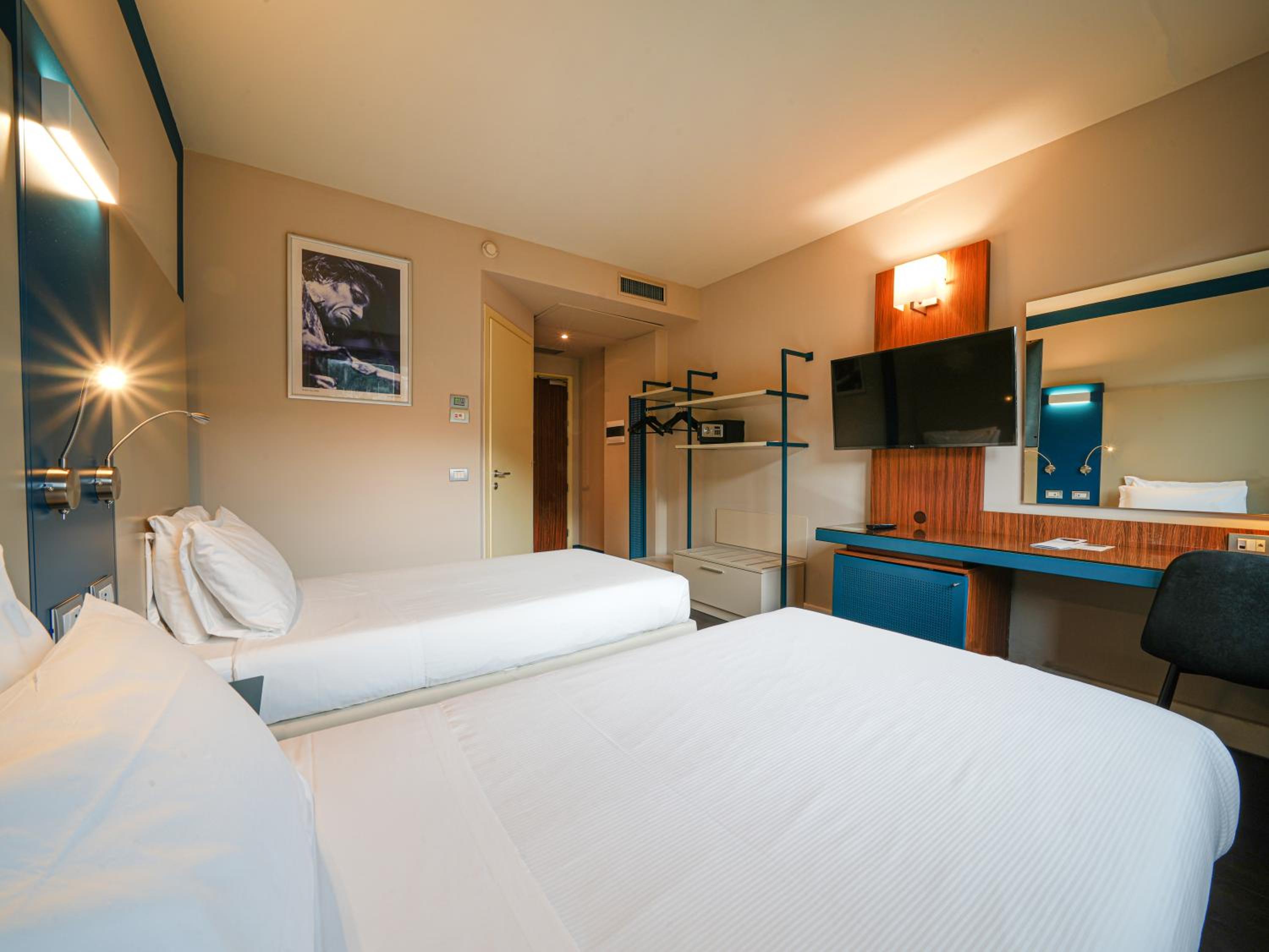 Superior Twin Room - Photo 3