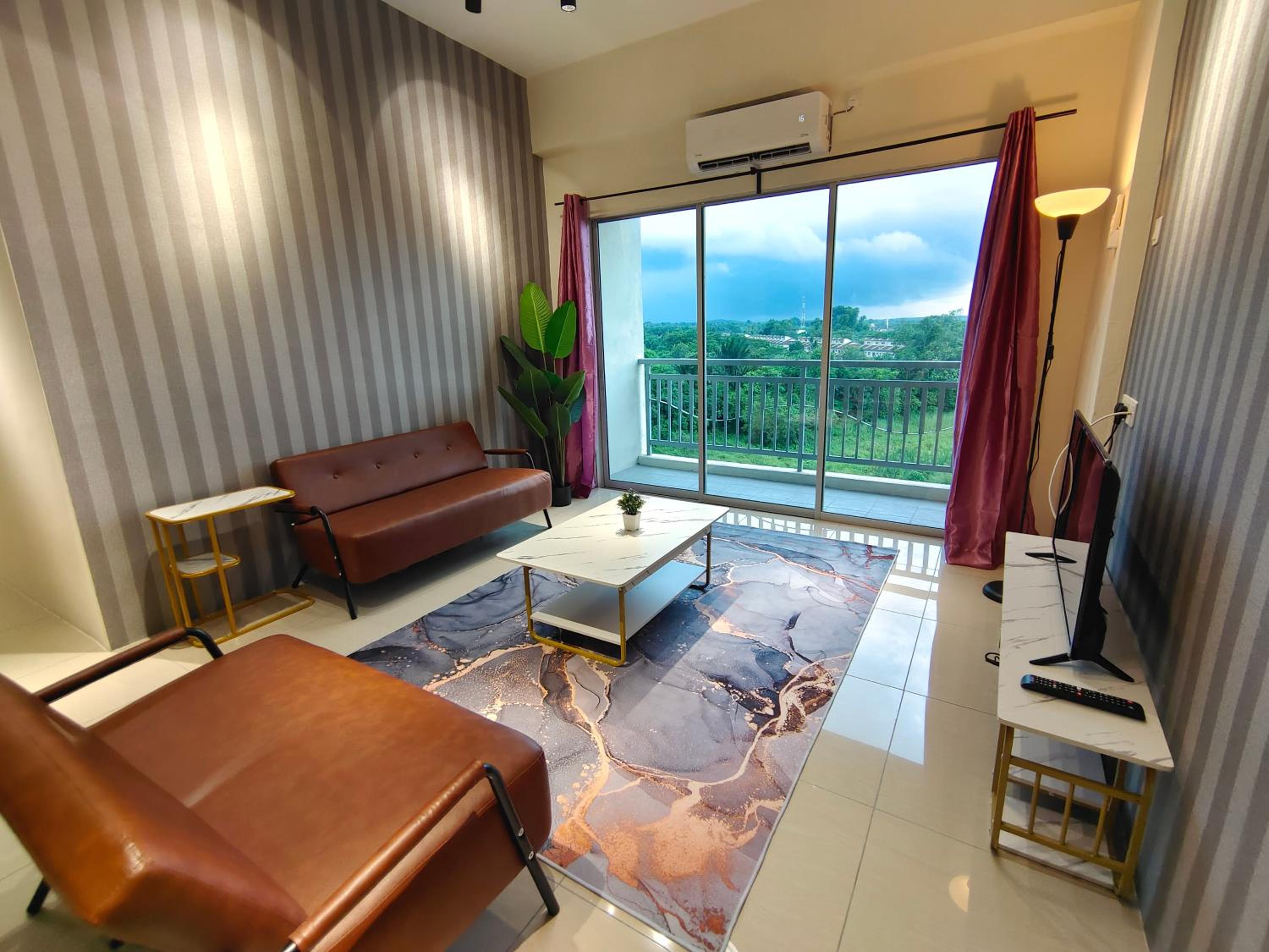 Three-Bedroom Apartment - Photo 22