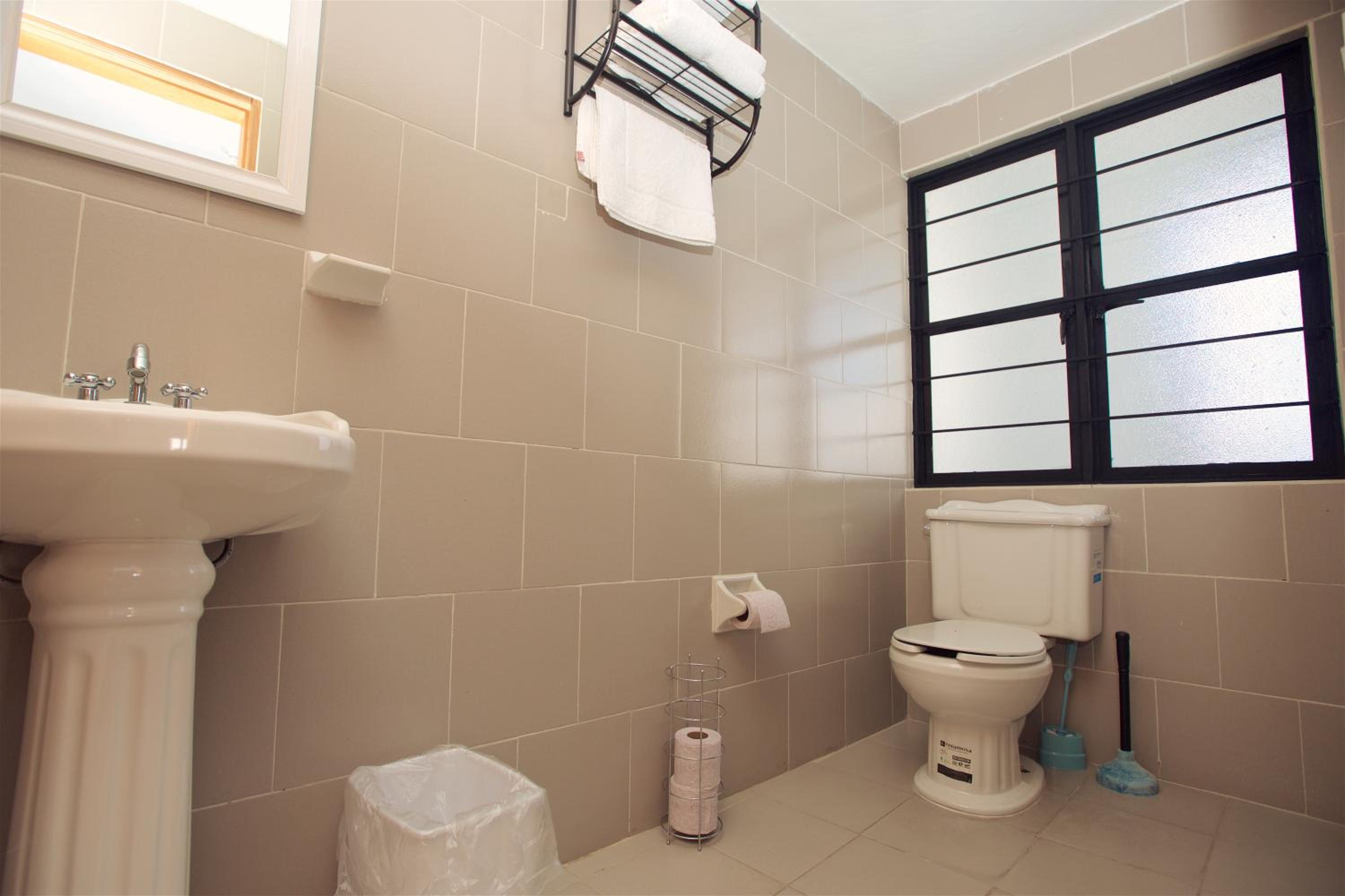 Three-Bedroom Suite photo 3