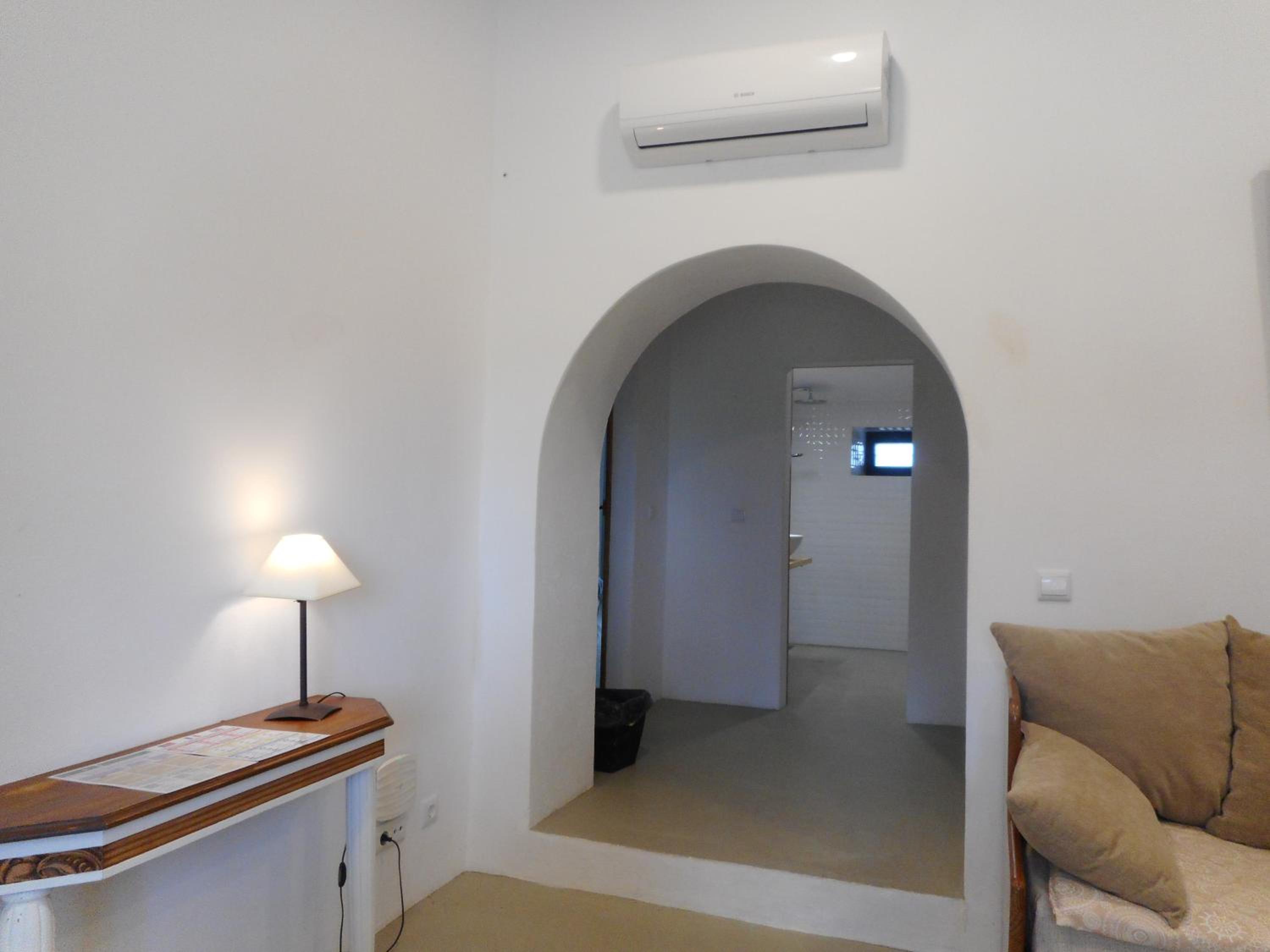 Two-Bedroom Suite - Photo 6