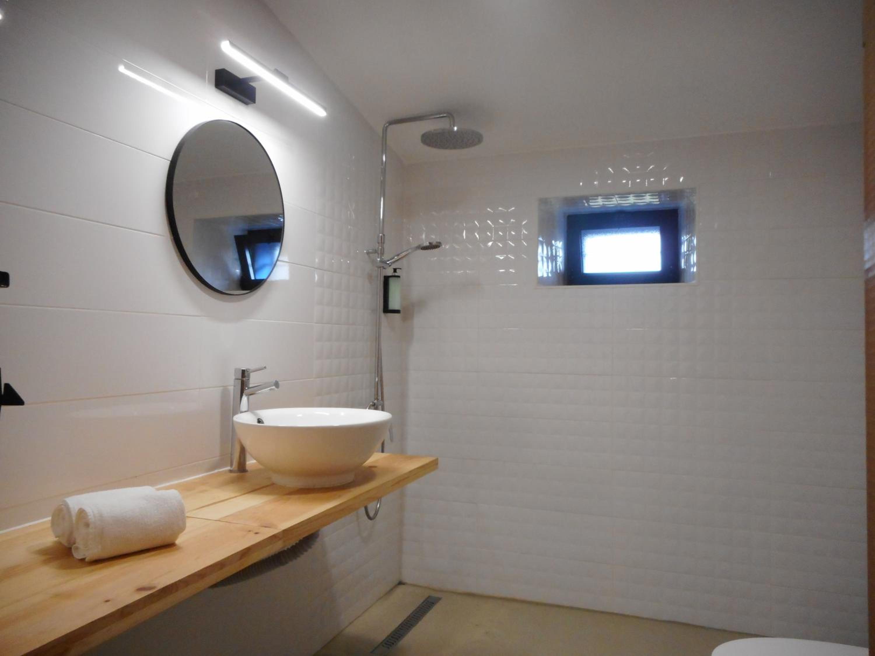 Two-Bedroom Suite - Photo 2