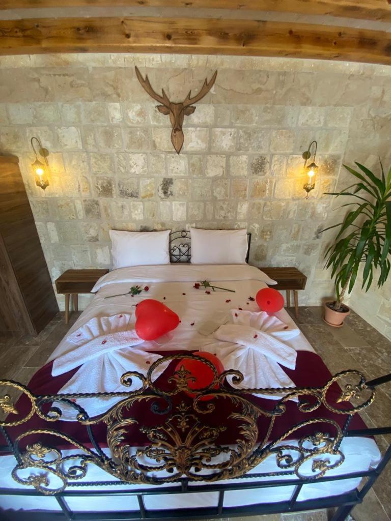Deluxe Junior Suite photo 2