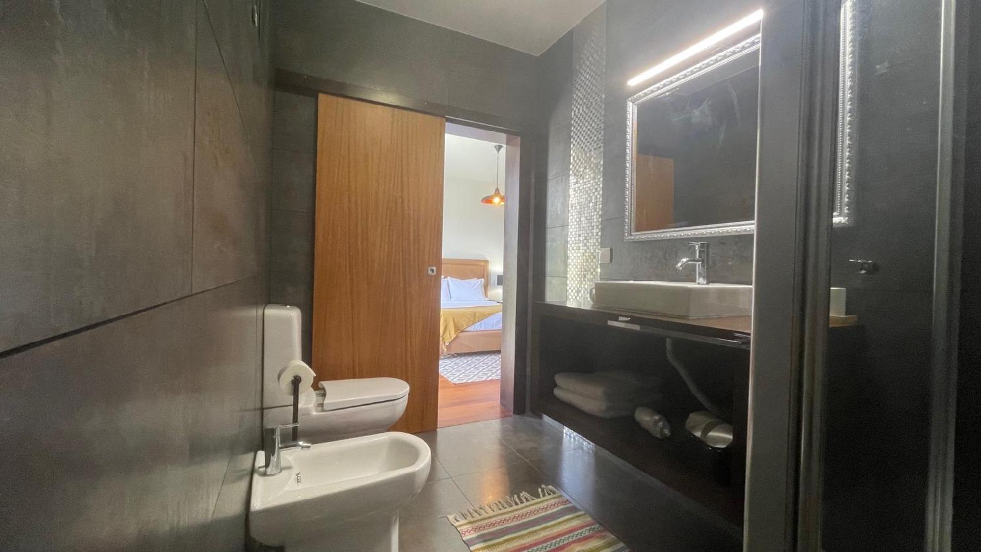 Three-Bedroom House photo 3