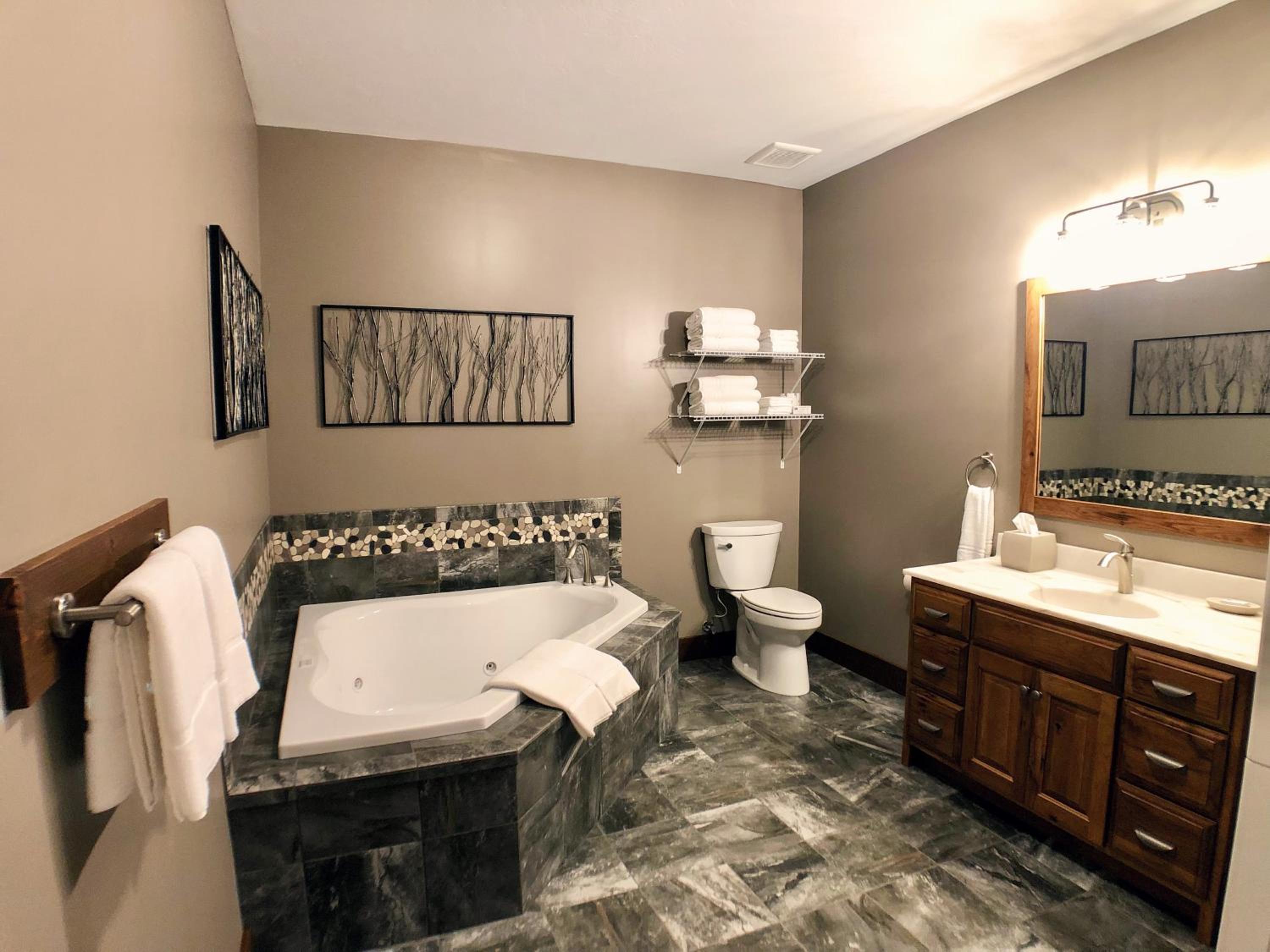 Deluxe Suite photo 3