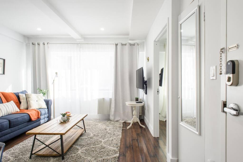 Apartment photo 2