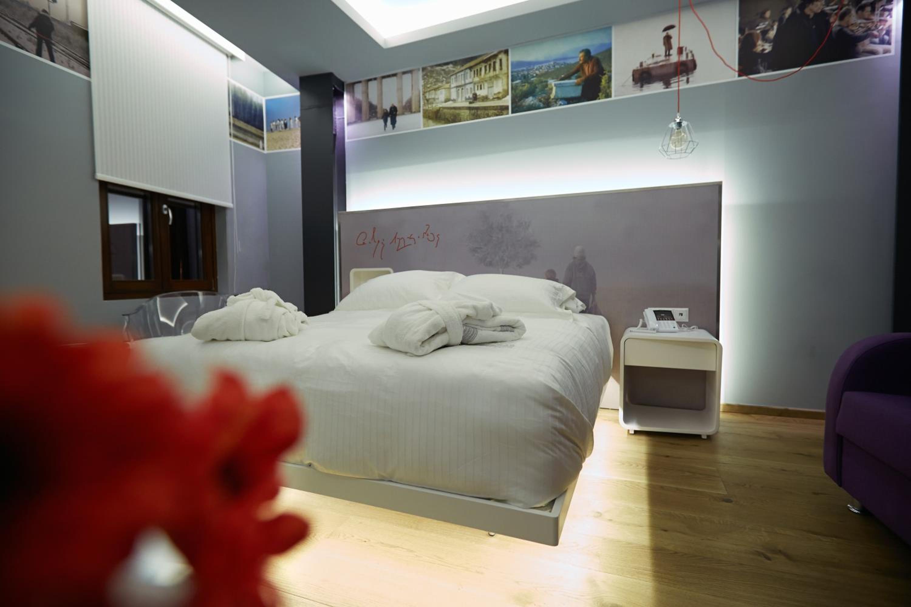 Deluxe Double Room - Photo 7