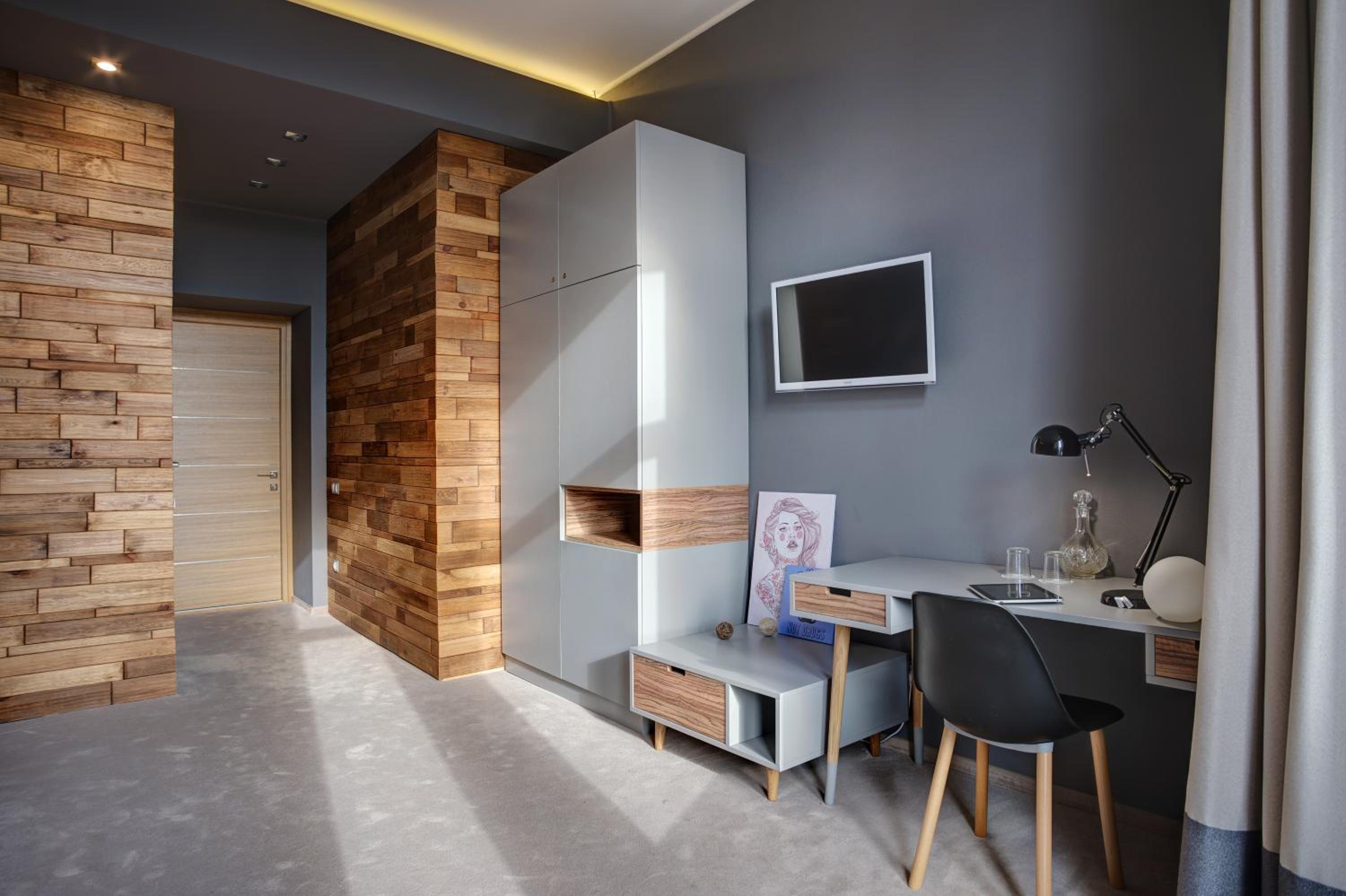 Superior Double or Twin Room with City View photo 2