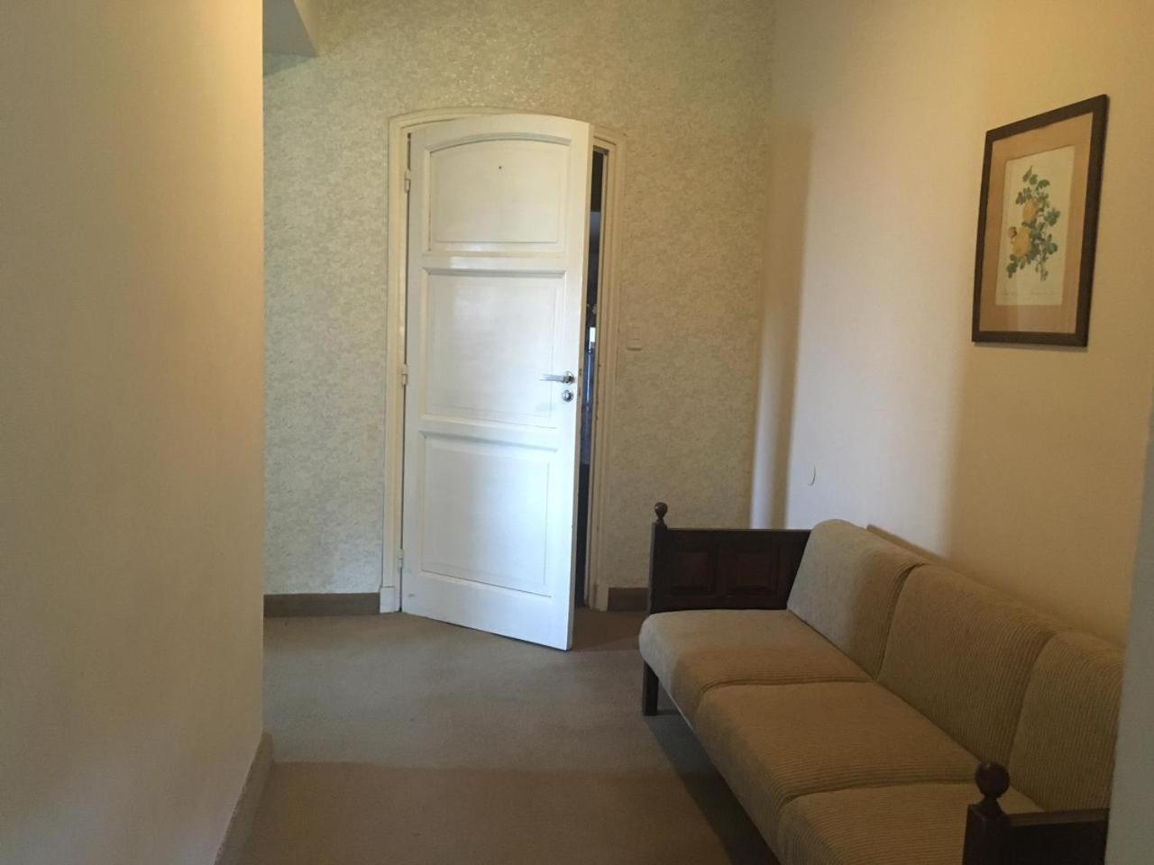 Family Room photo 3