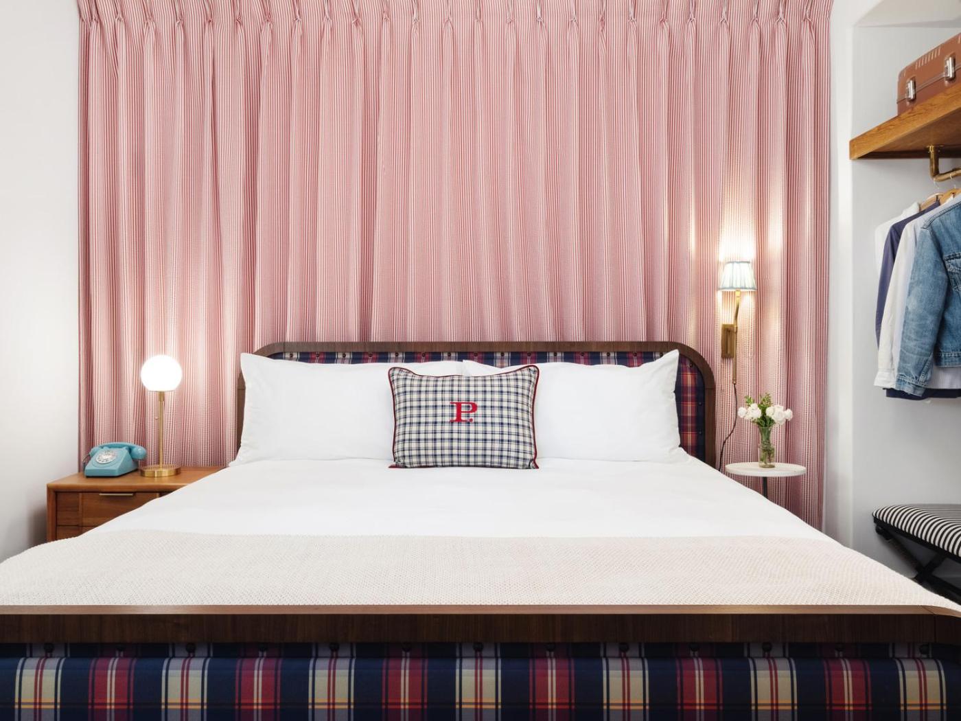Queen Room - Photo 2