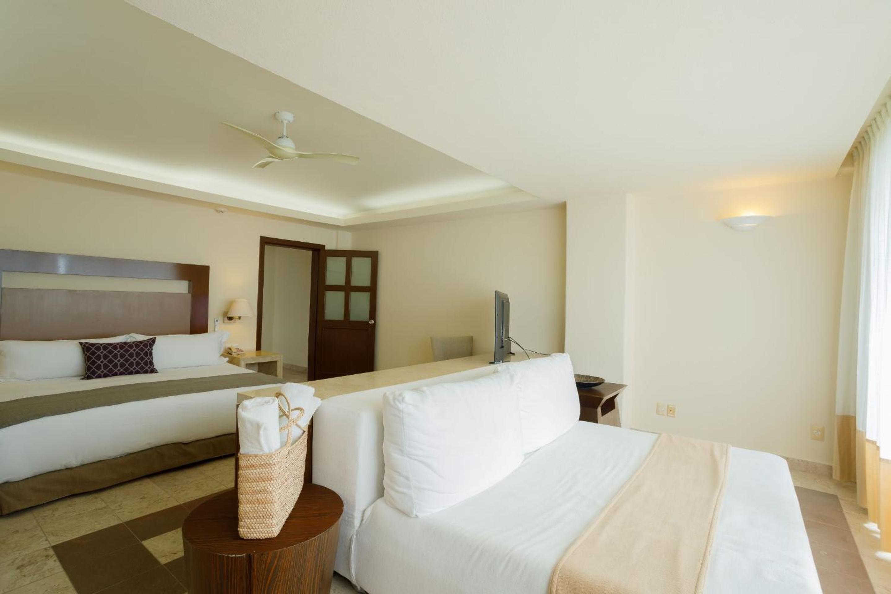 Suite Real - Photo 1