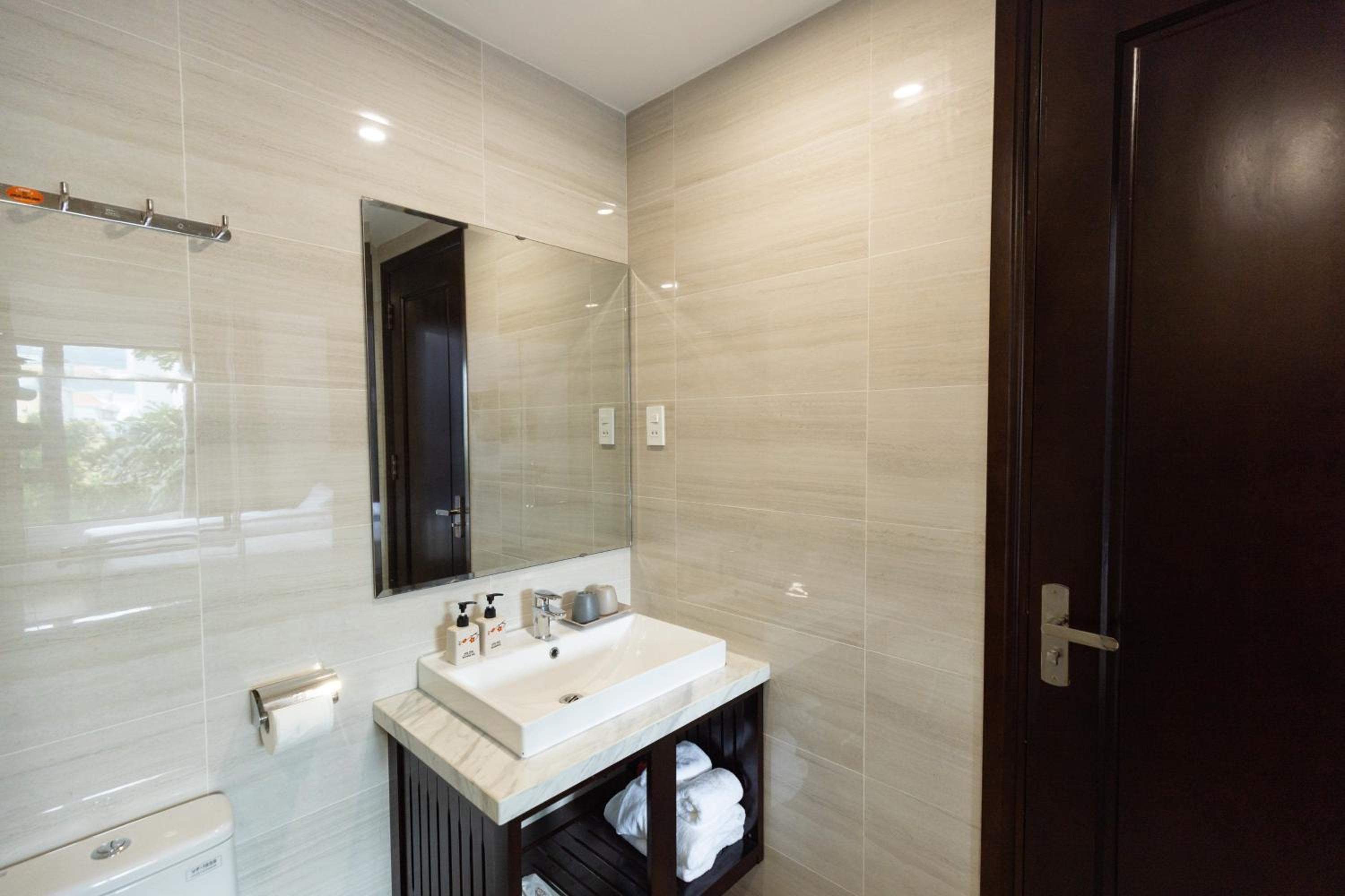Deluxe Twin Room - Photo 5