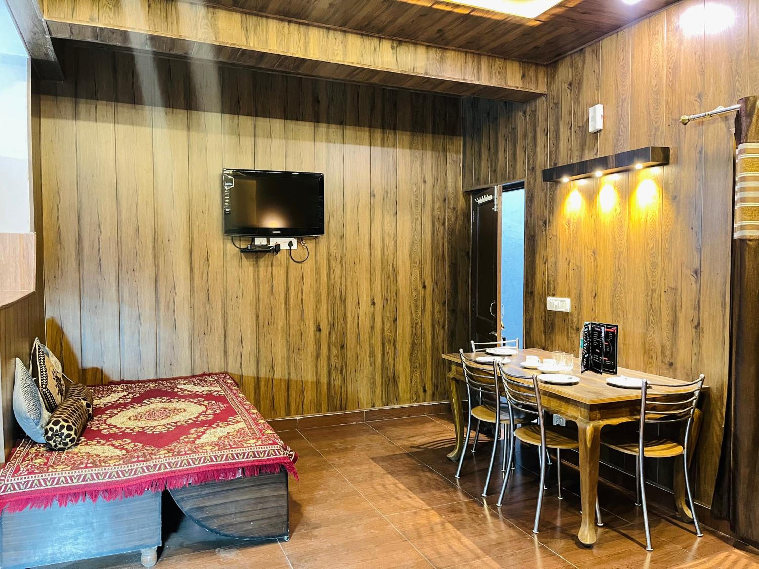 Triple Room with Mountain View photo 3