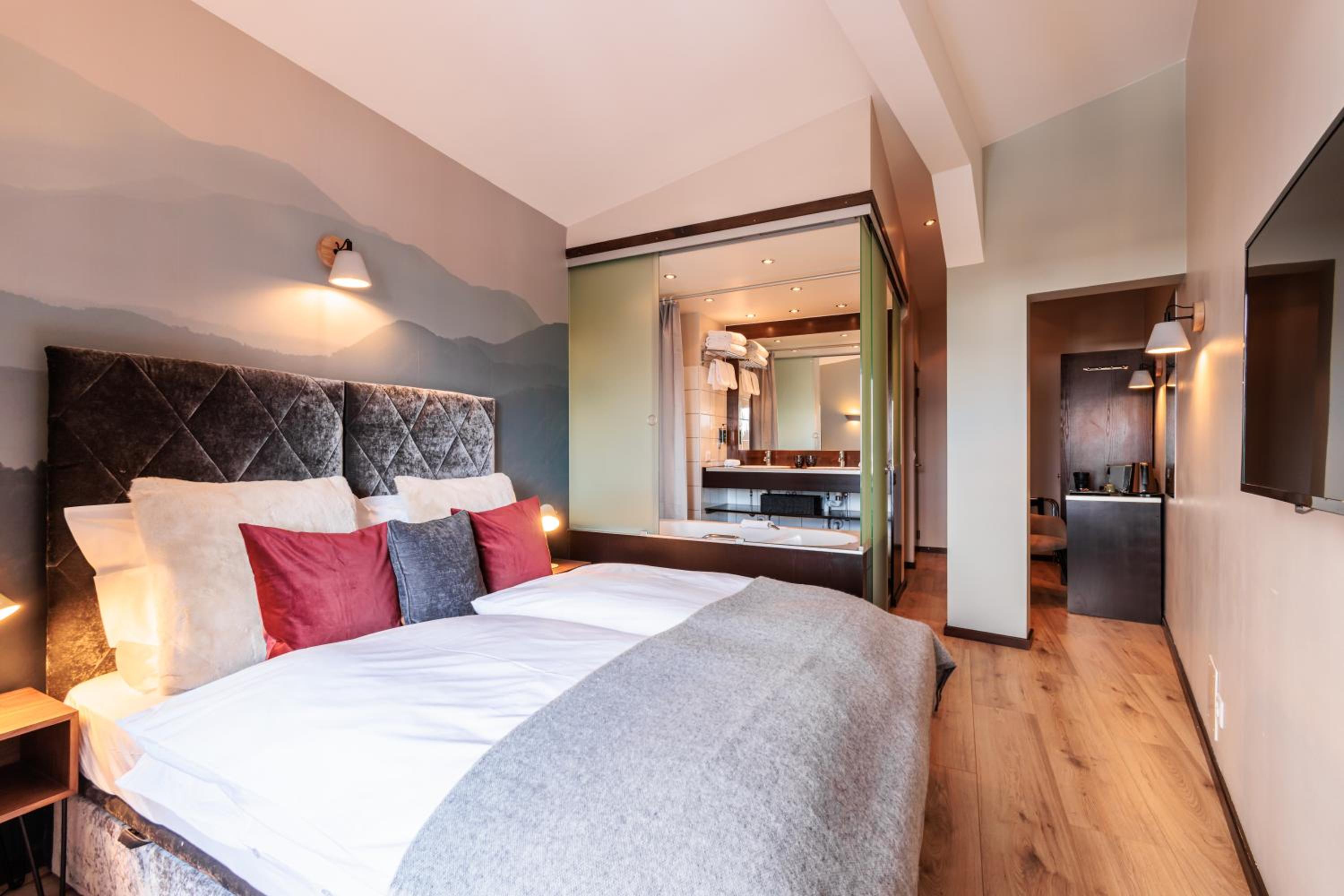 Double Room with Balcony photo 3
