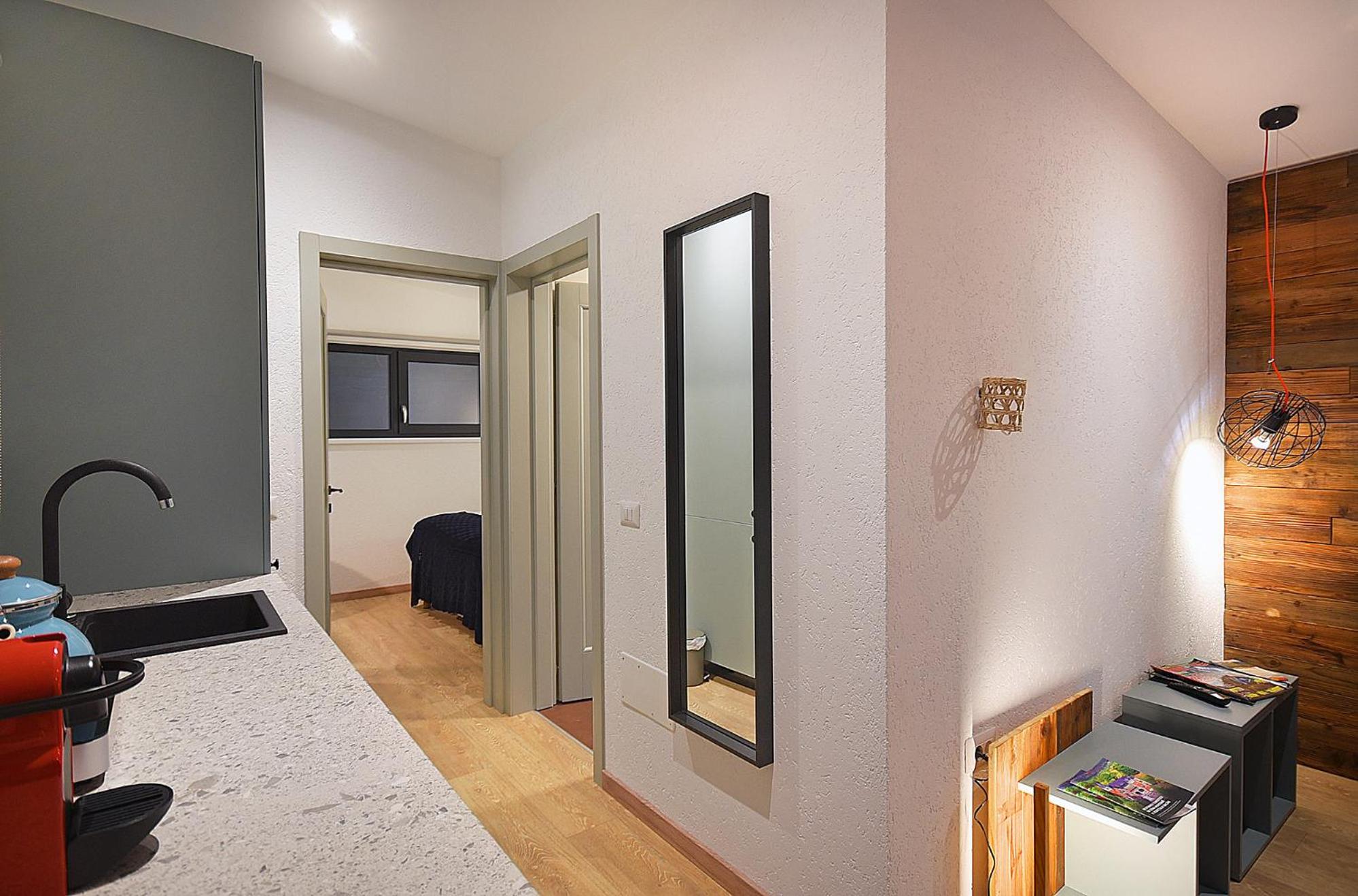 Apartment with Mountain View photo 2