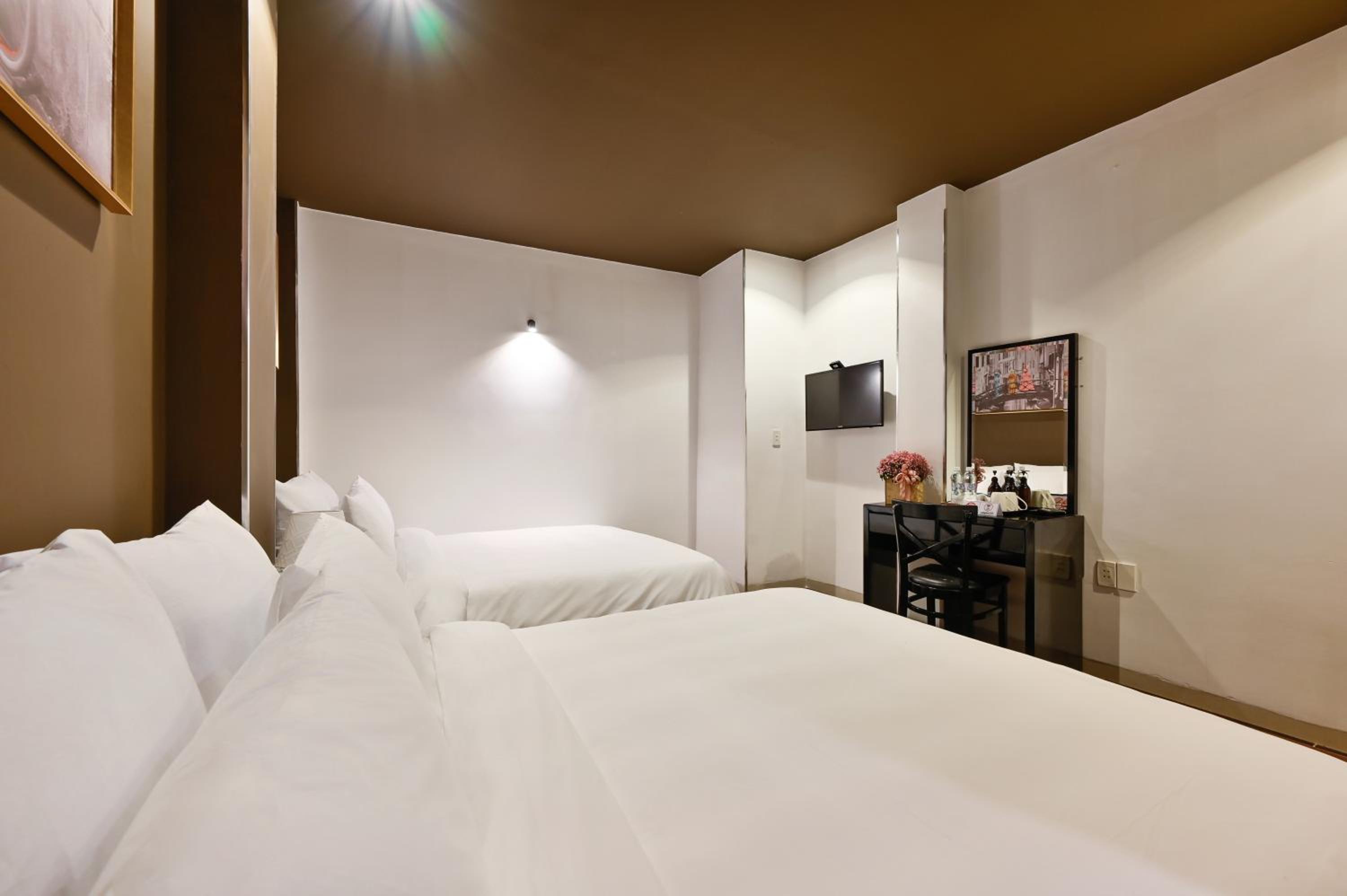The Noble Swan Hotel New World — photo 85