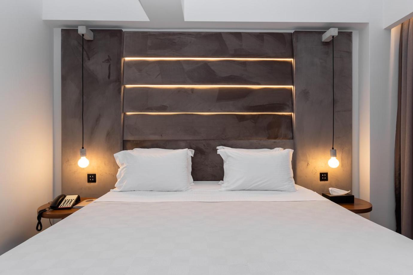 Business Double Room - Photo 3