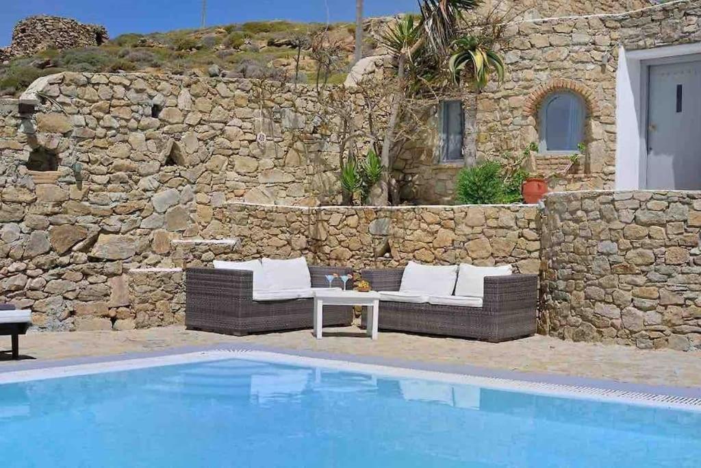 Villa photo 3