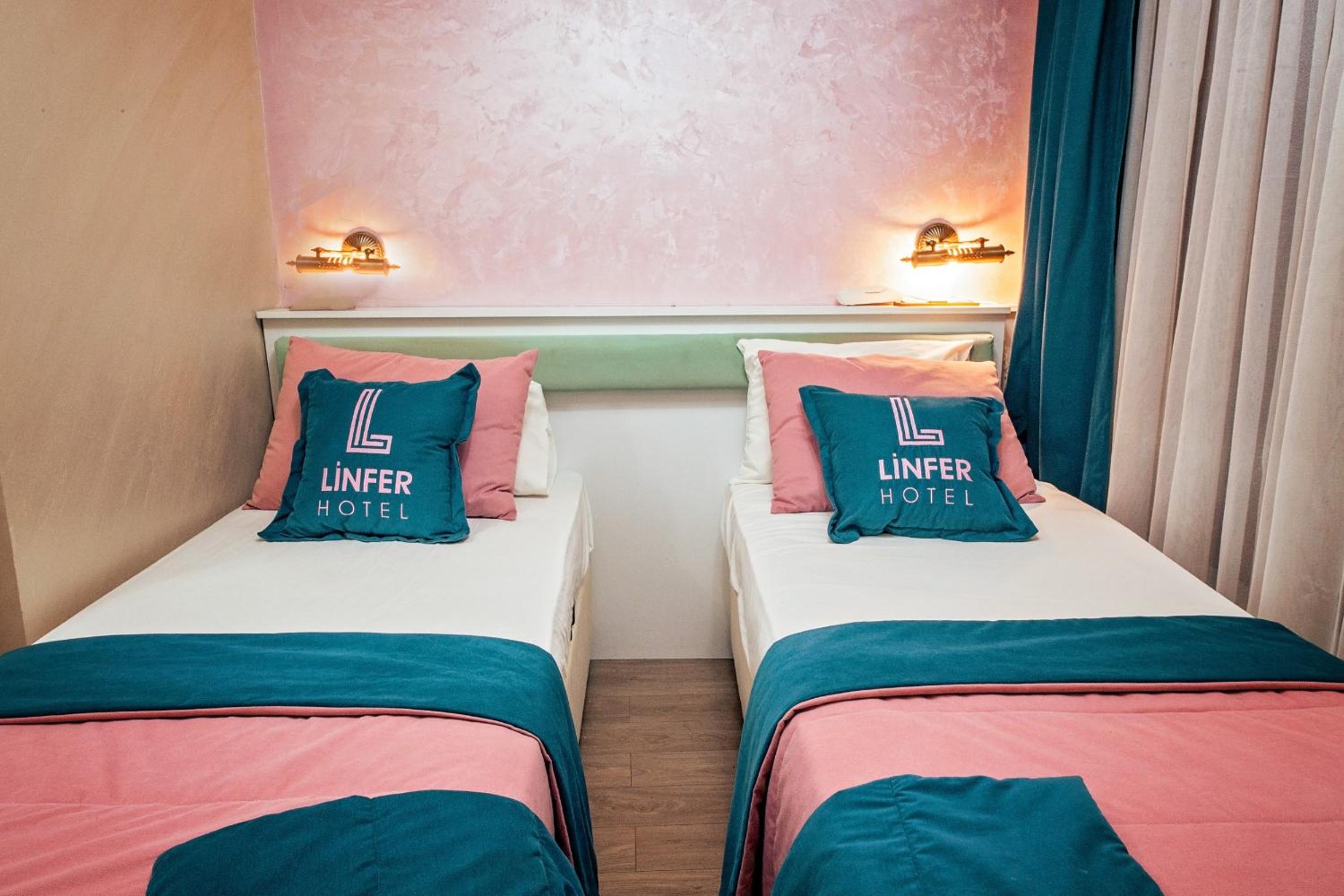 Deluxe Twin Room photo 1