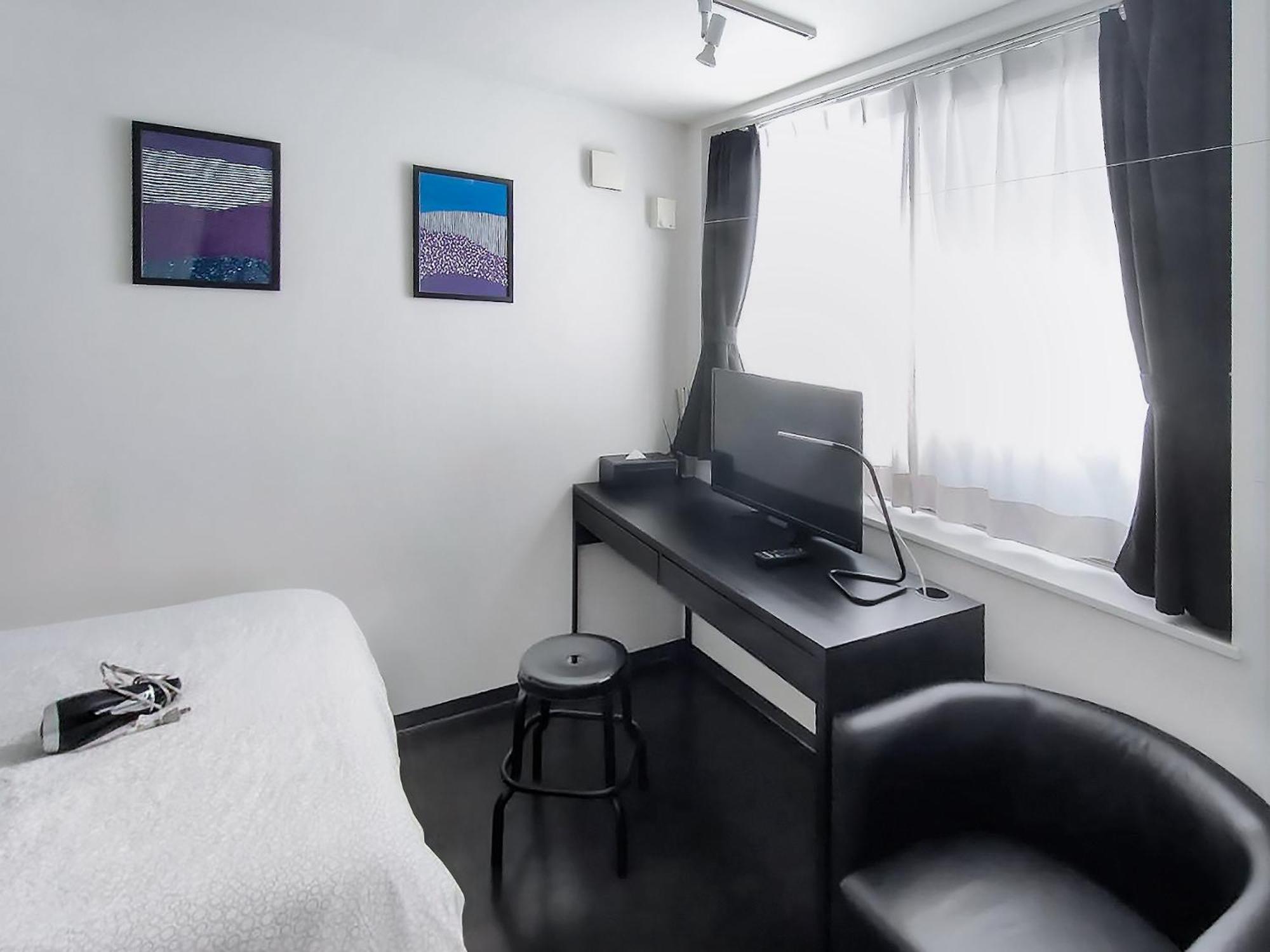 Economy Double Room photo 3