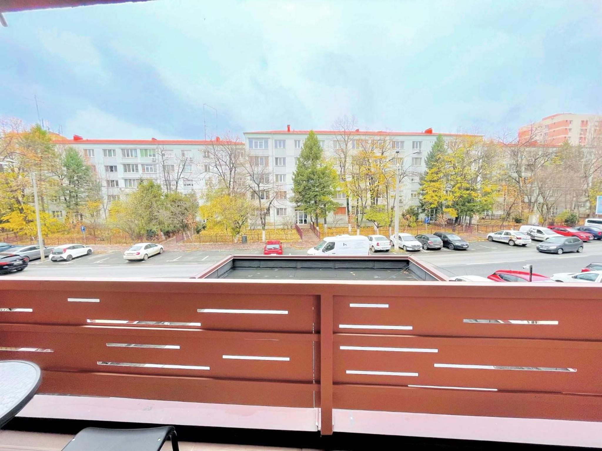 Double Room with Private Bathroom - Photo 9