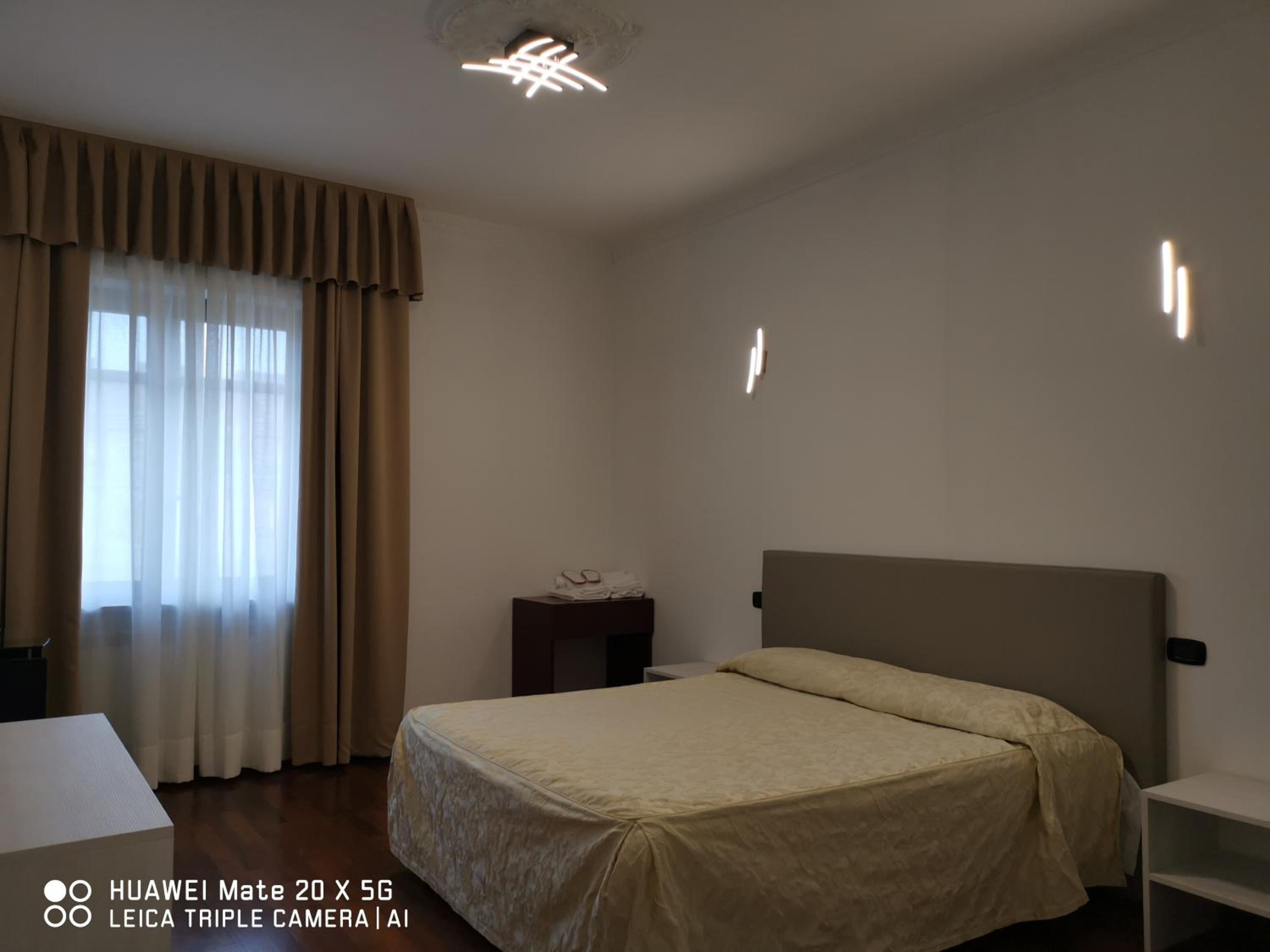 Double or Twin Room with Bathroom