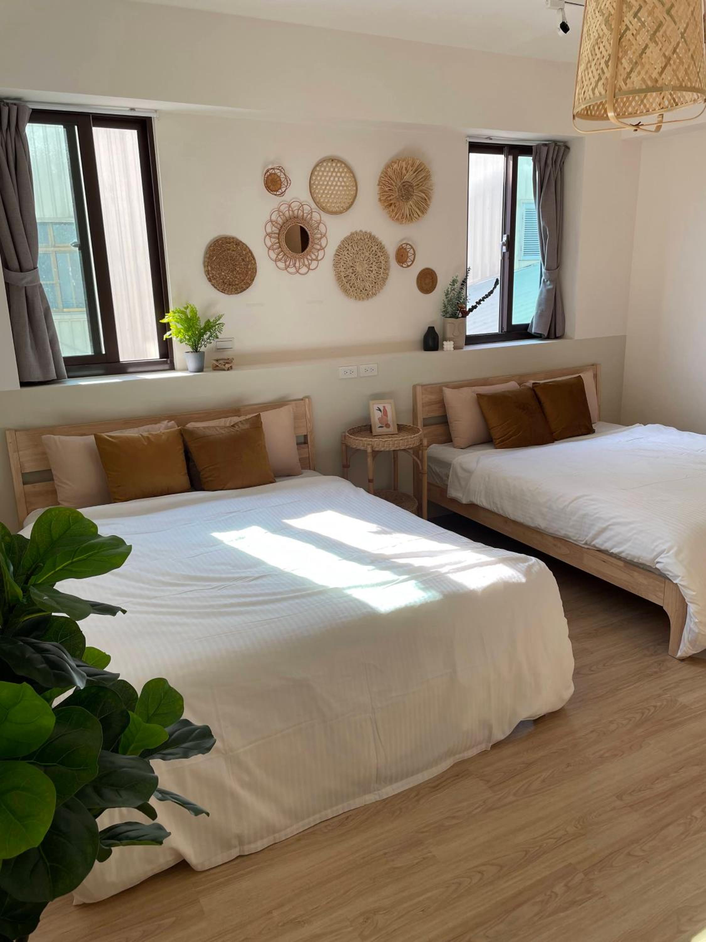 Quadruple Room with Private Bathroom photo 3