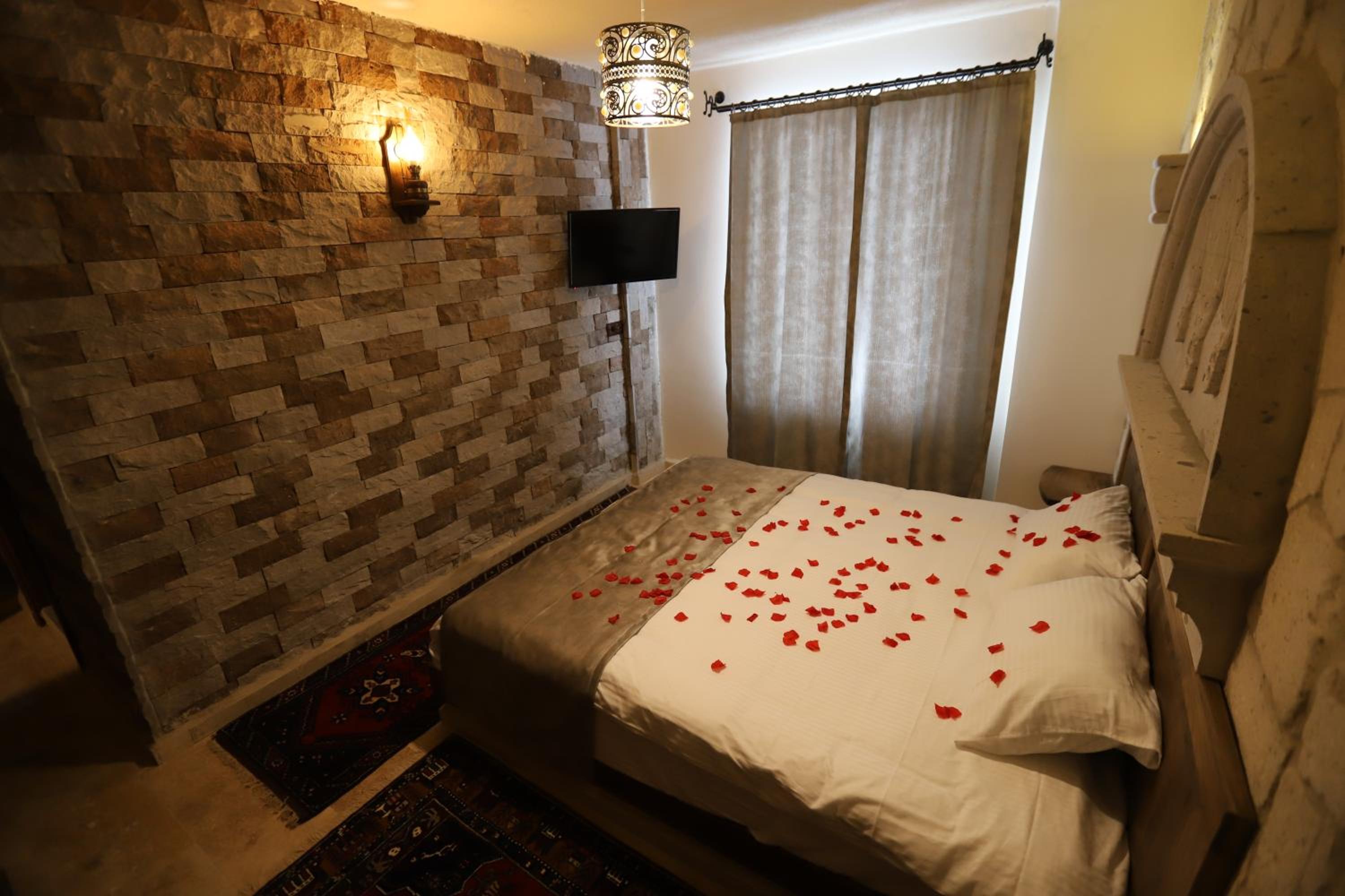 Standard Double Room - Photo 3