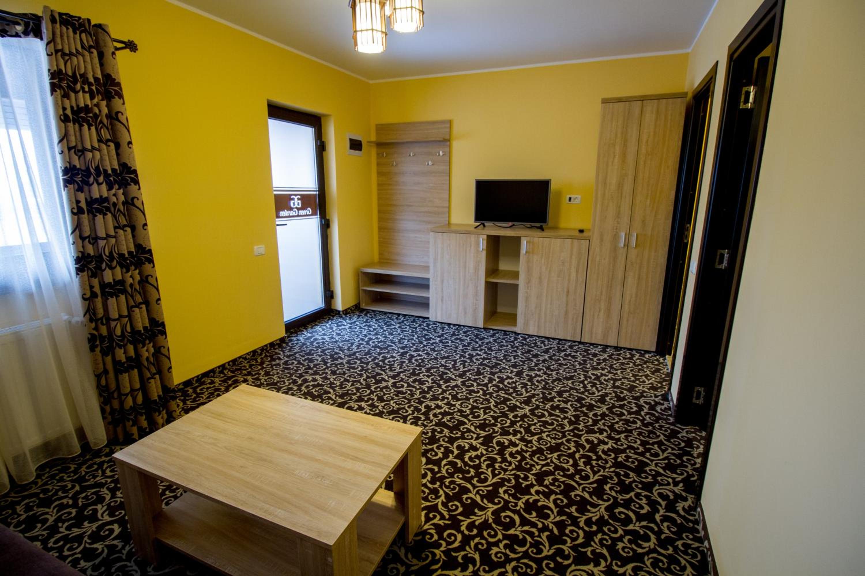 Suite with Pool View