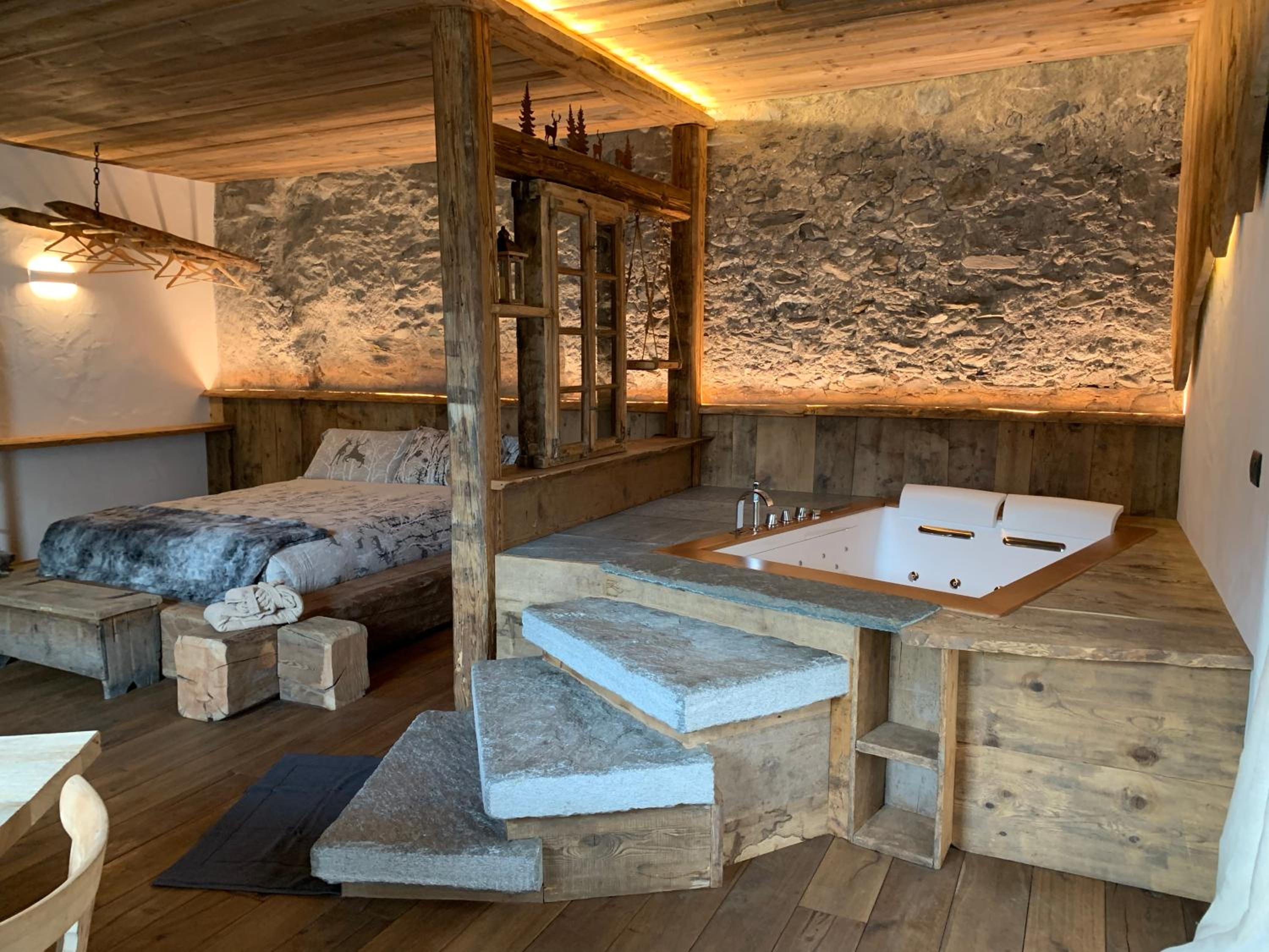 King Room with Spa Bath