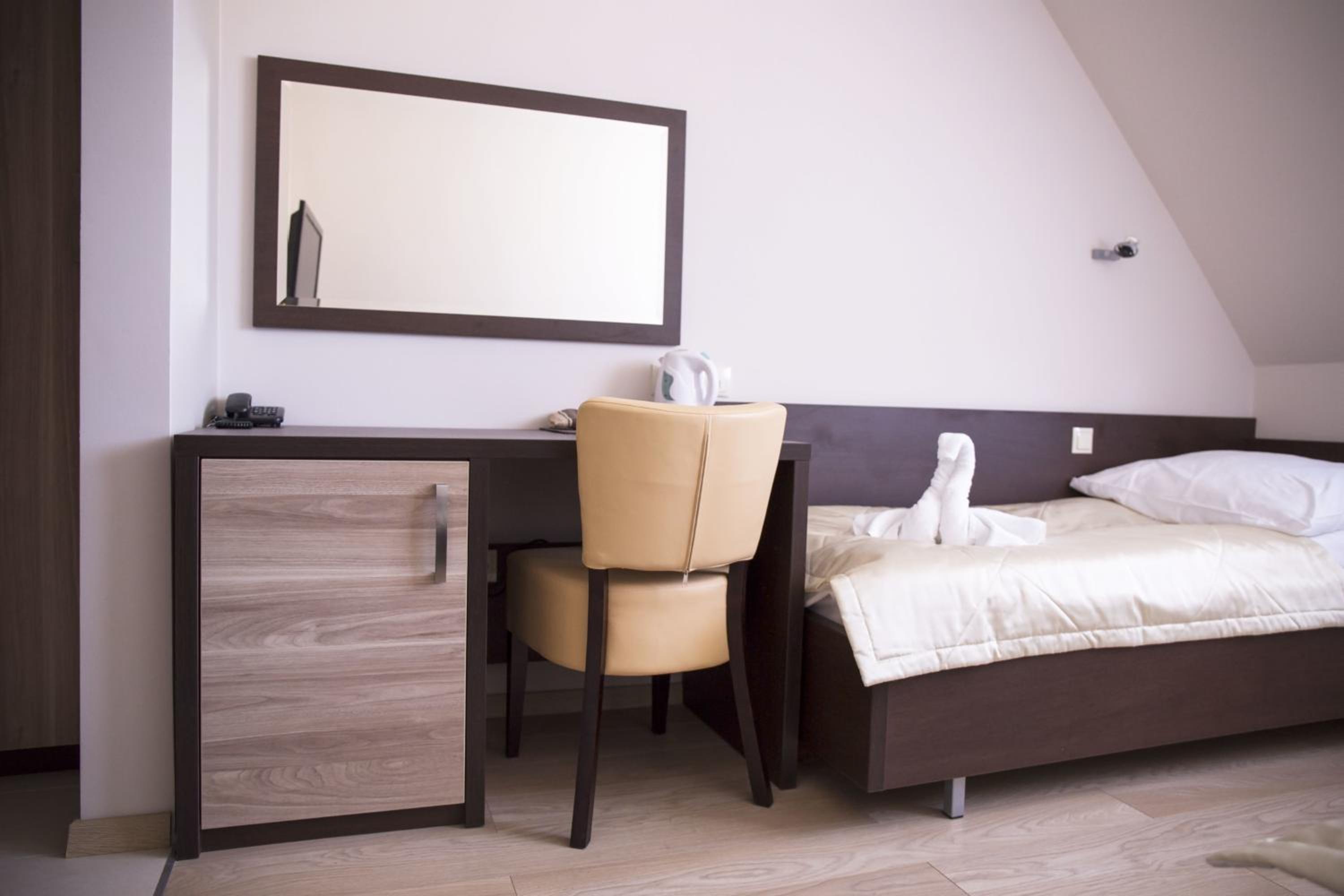 Double or Twin Room photo 2