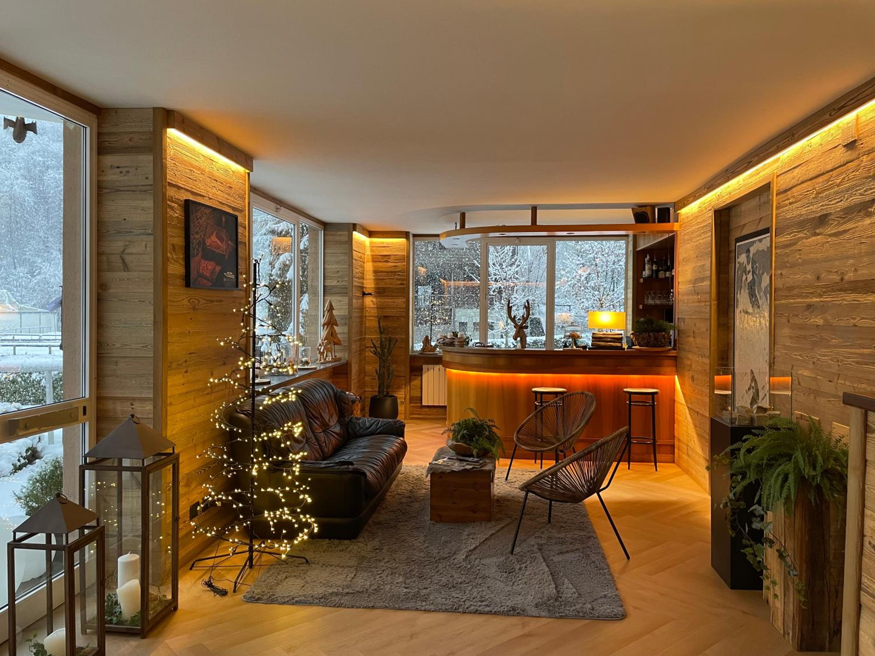 Deluxe Double Room with Balcony - Photo 1