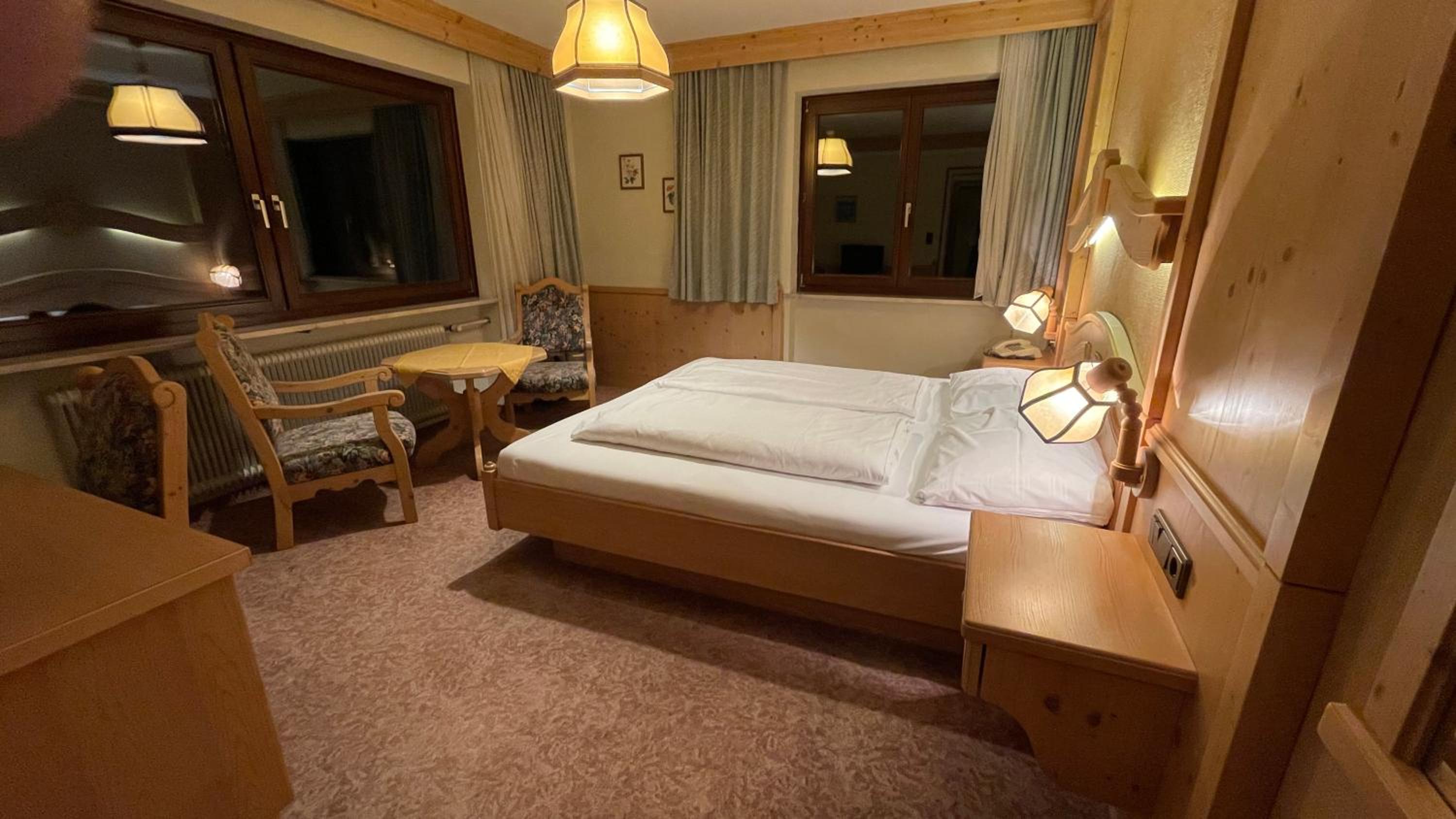 Double Room with South View - Photo 2
