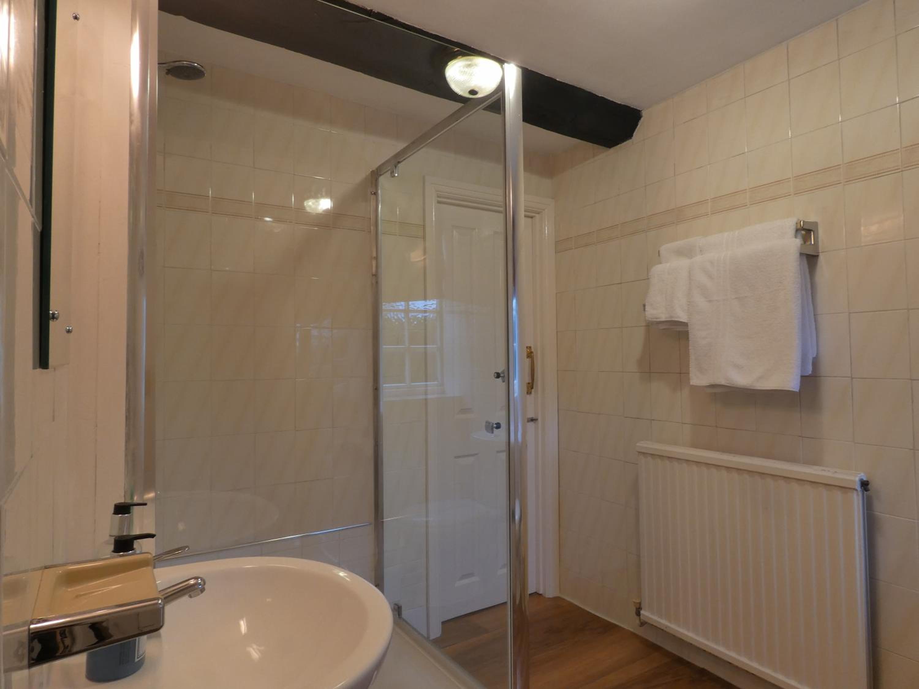 Double Room - Photo 26